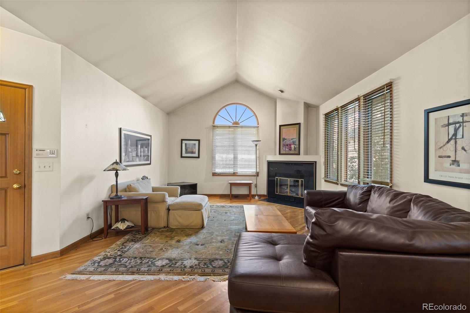 MLS Image #13 for 1369 s vine street,denver, Colorado