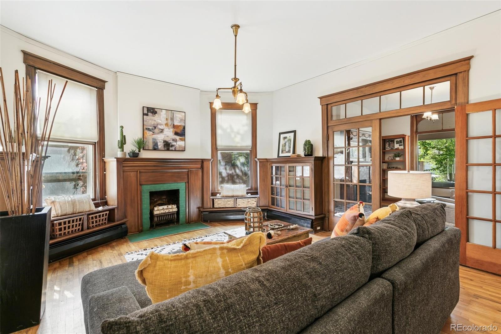 MLS Image #11 for 736  elm street,denver, Colorado