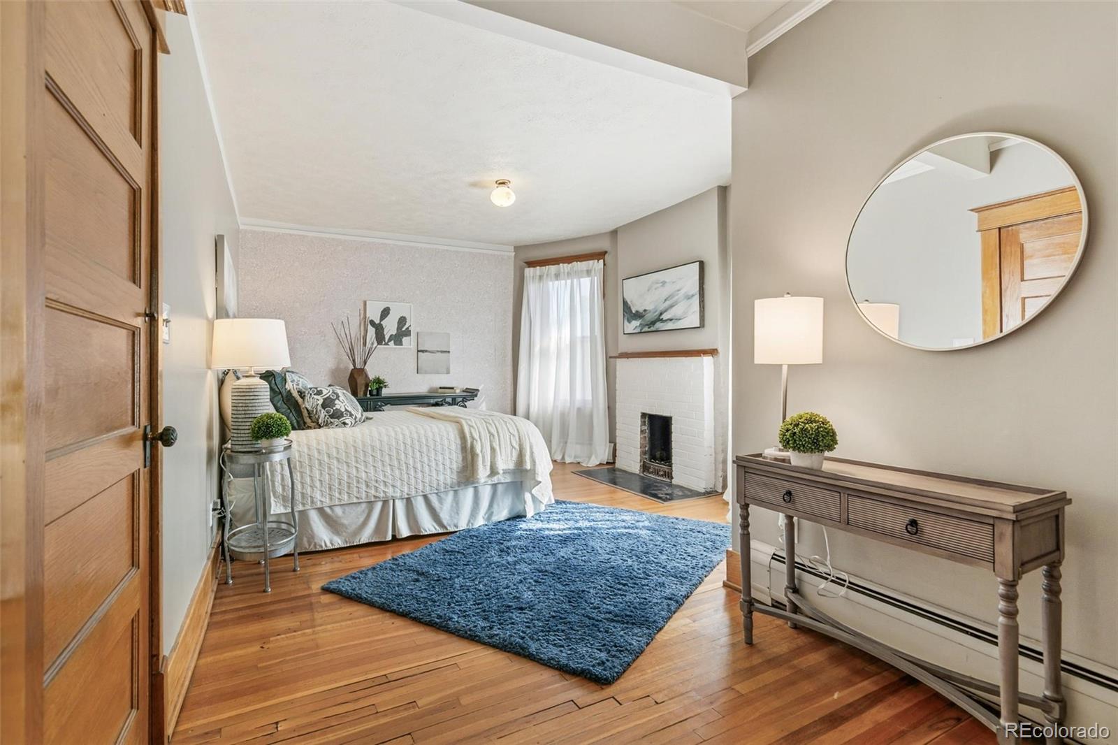 MLS Image #20 for 736  elm street,denver, Colorado