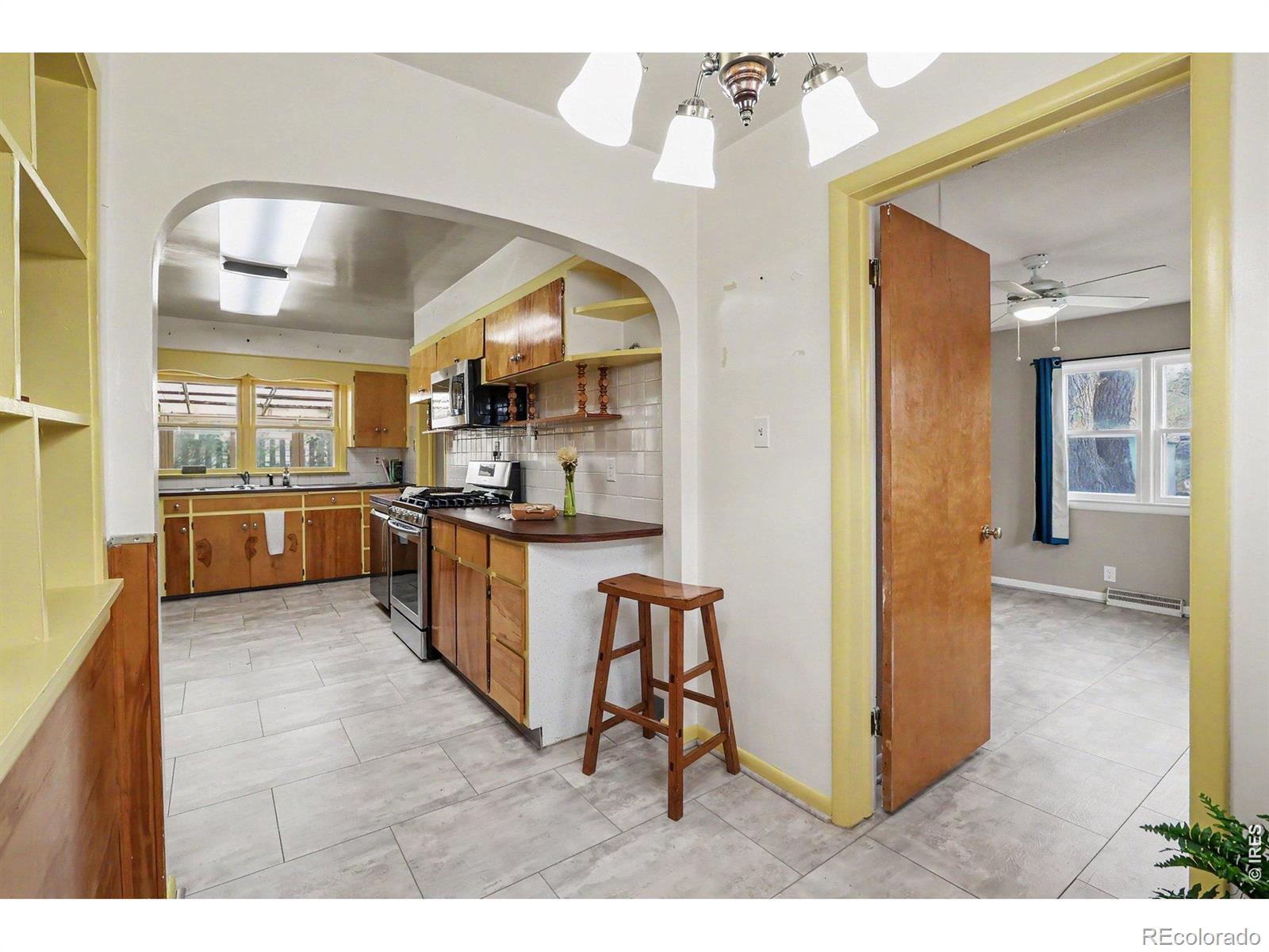 MLS Image #5 for 420  park avenue,eaton, Colorado