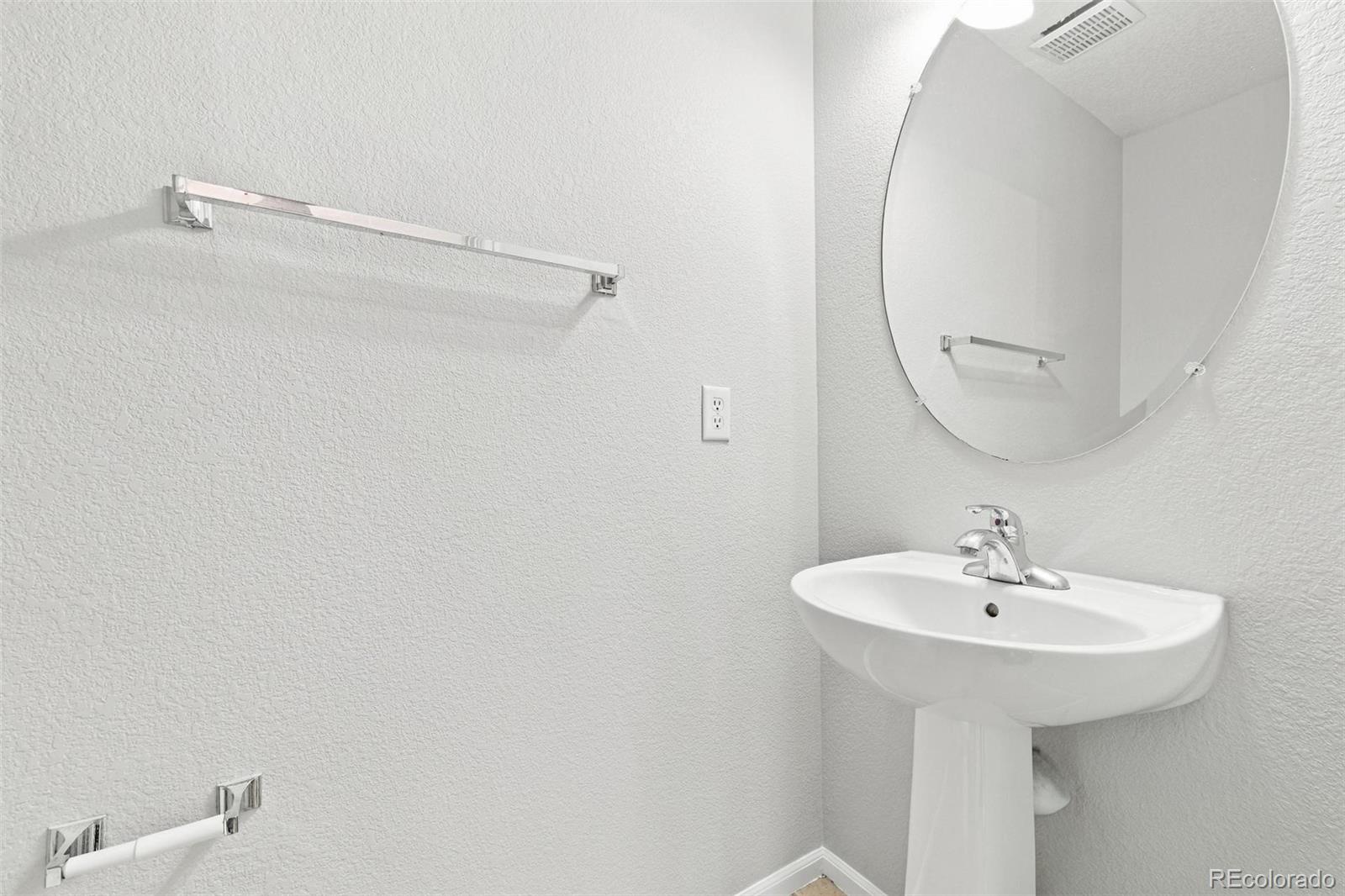 MLS Image #21 for 4781 s flat rock court,aurora, Colorado