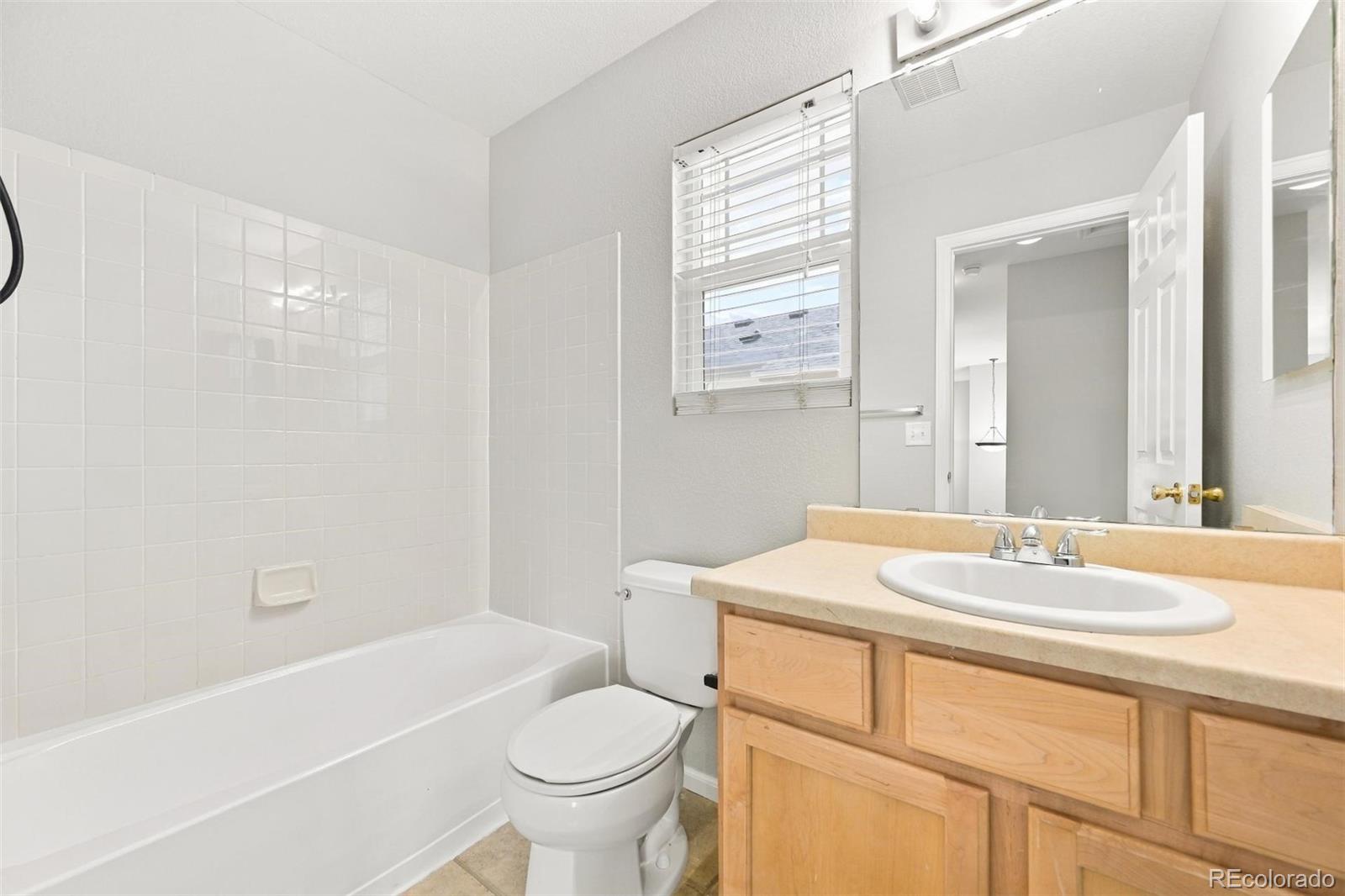 MLS Image #22 for 4781 s flat rock court,aurora, Colorado