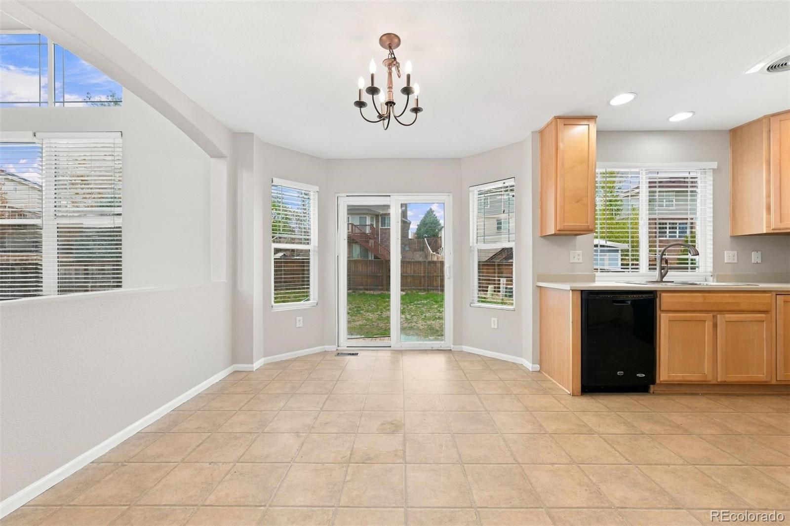 MLS Image #6 for 4781 s flat rock court,aurora, Colorado