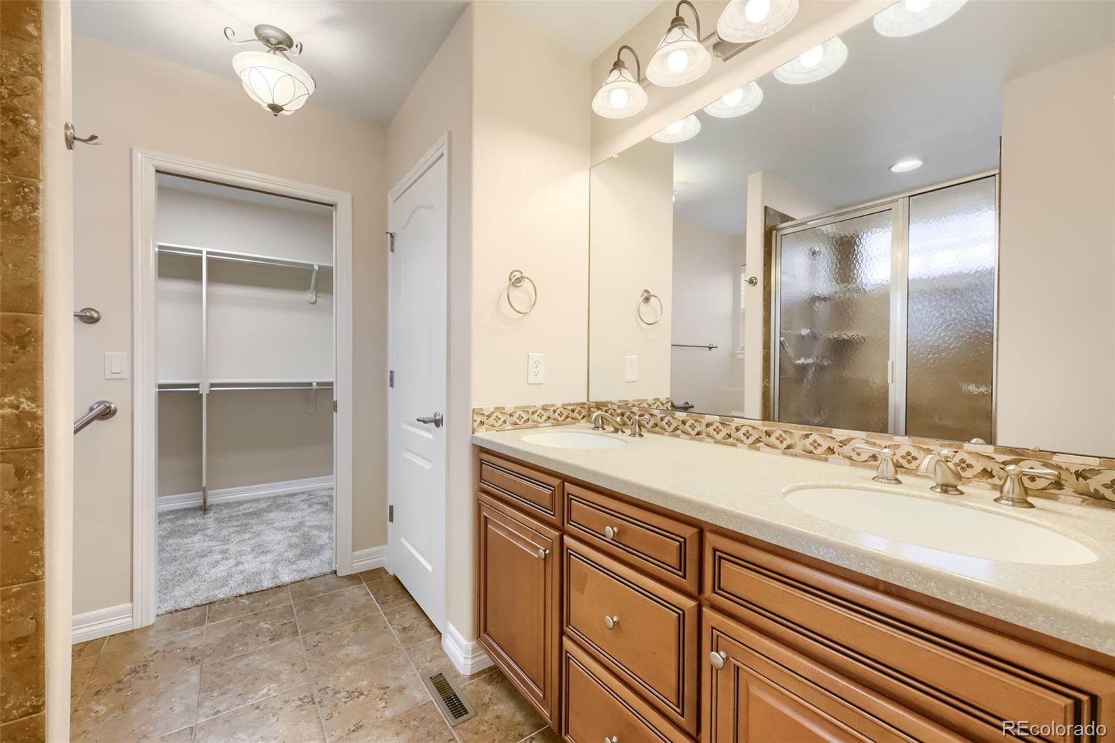 MLS Image #15 for 8221 w 67th drive,arvada, Colorado