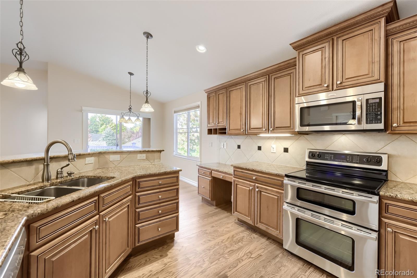 MLS Image #7 for 8221 w 67th drive,arvada, Colorado