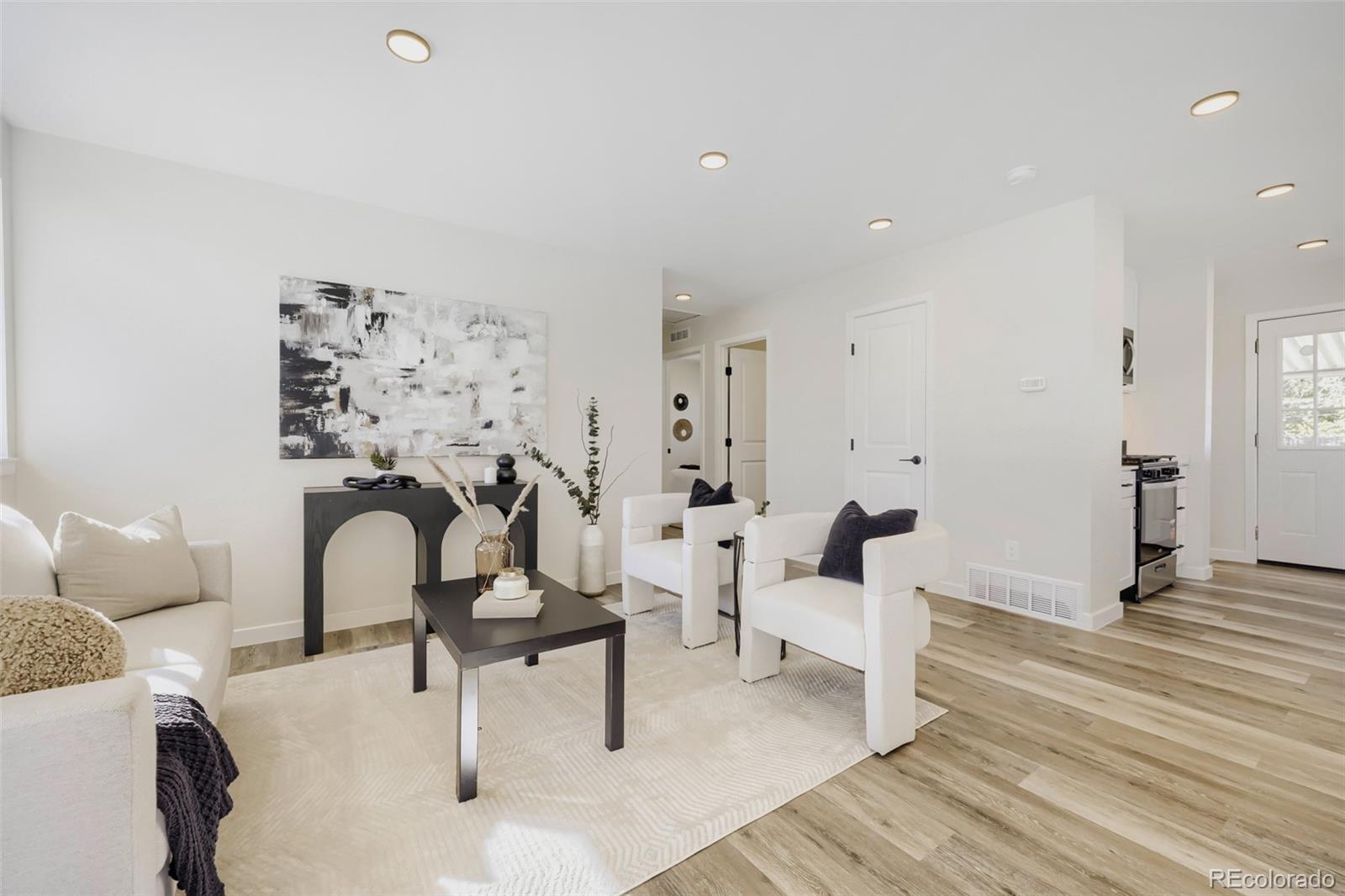 MLS Image #3 for 6891  jasmine street,commerce city, Colorado