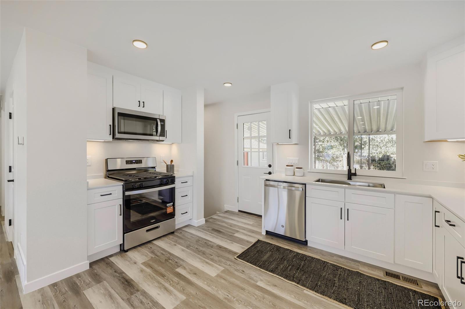 MLS Image #9 for 6891  jasmine street,commerce city, Colorado
