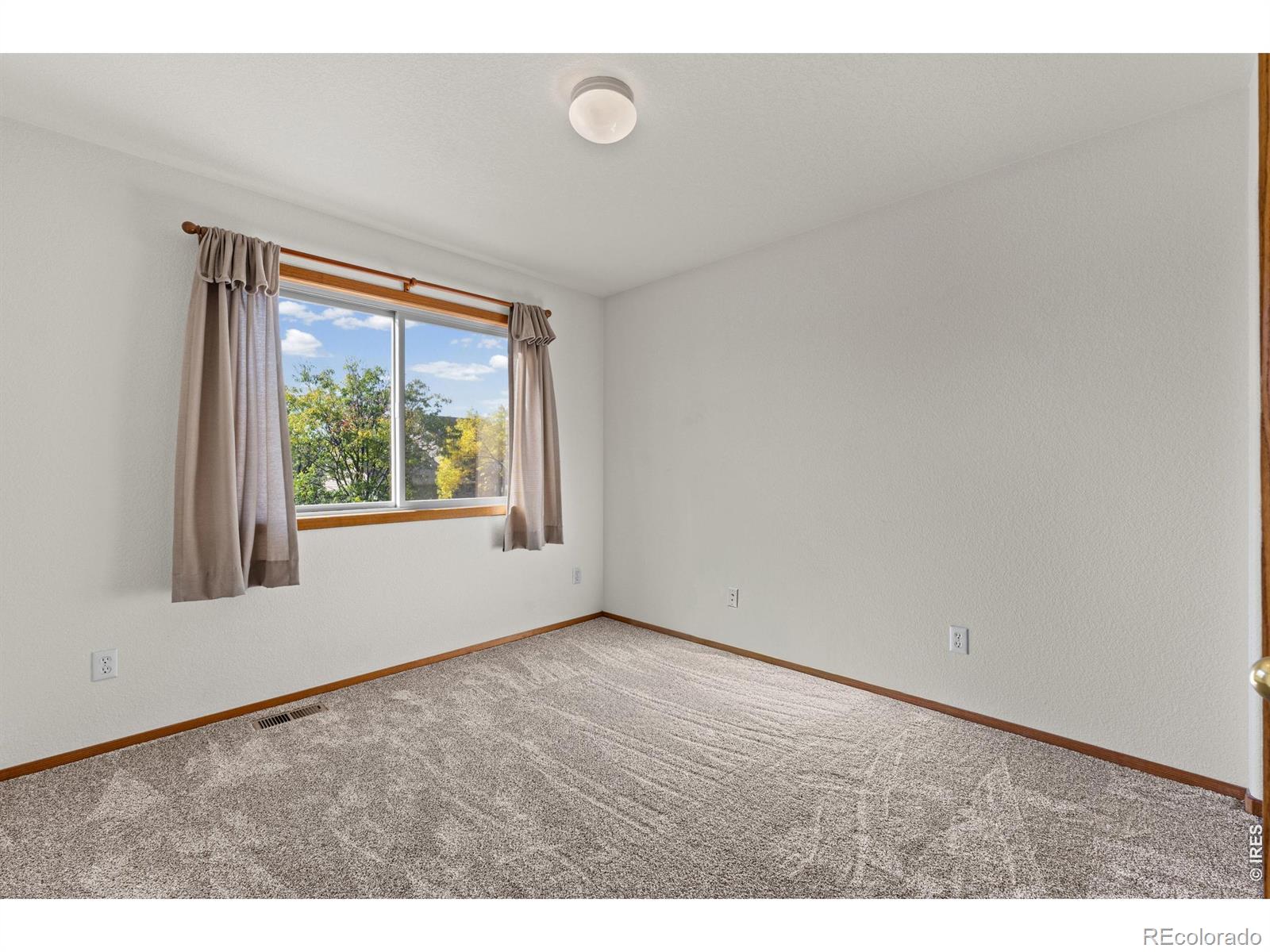MLS Image #17 for 1526  purple sage court,fort collins, Colorado