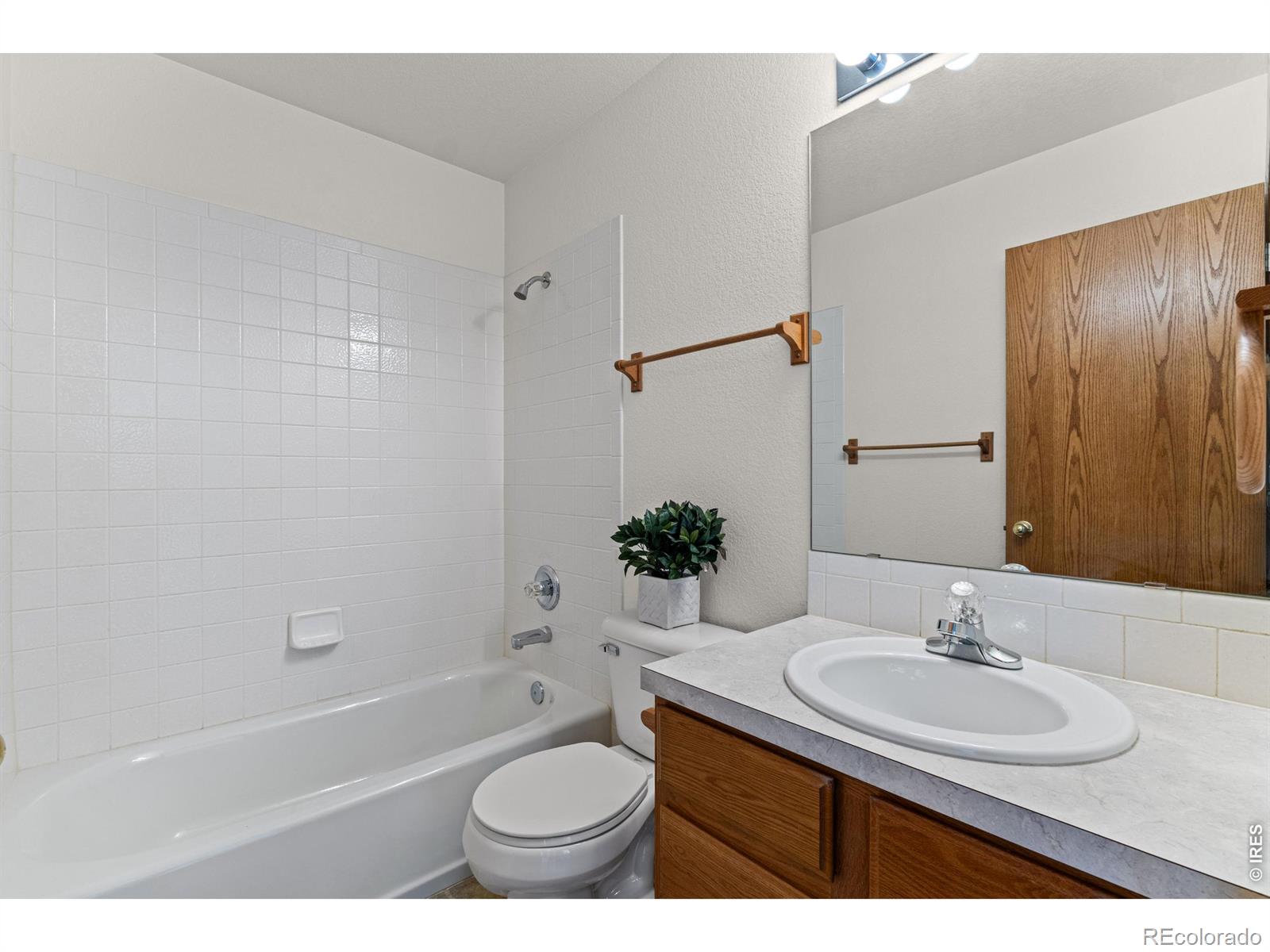 MLS Image #19 for 1526  purple sage court,fort collins, Colorado