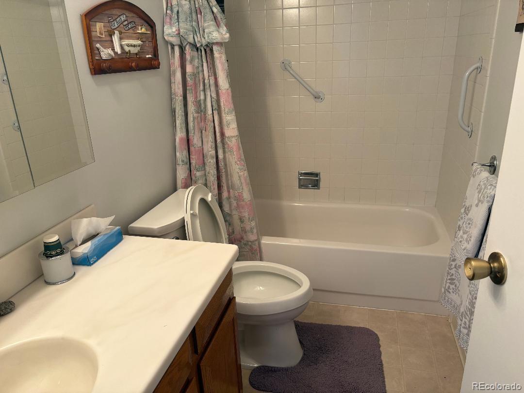 MLS Image #6 for 13626 e bates avenue,aurora, Colorado