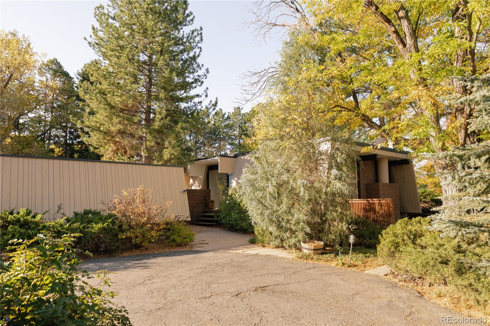 MLS Image #9 for 600  front range road,littleton, Colorado