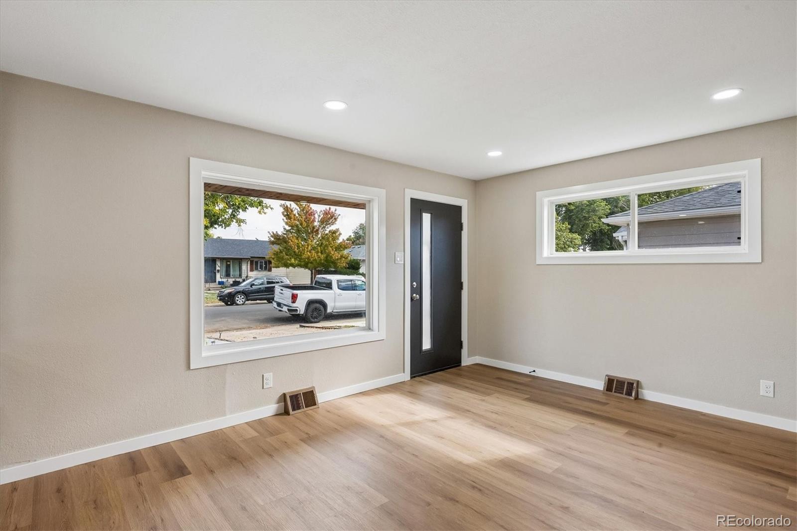 MLS Image #9 for 1689  lansing street,aurora, Colorado