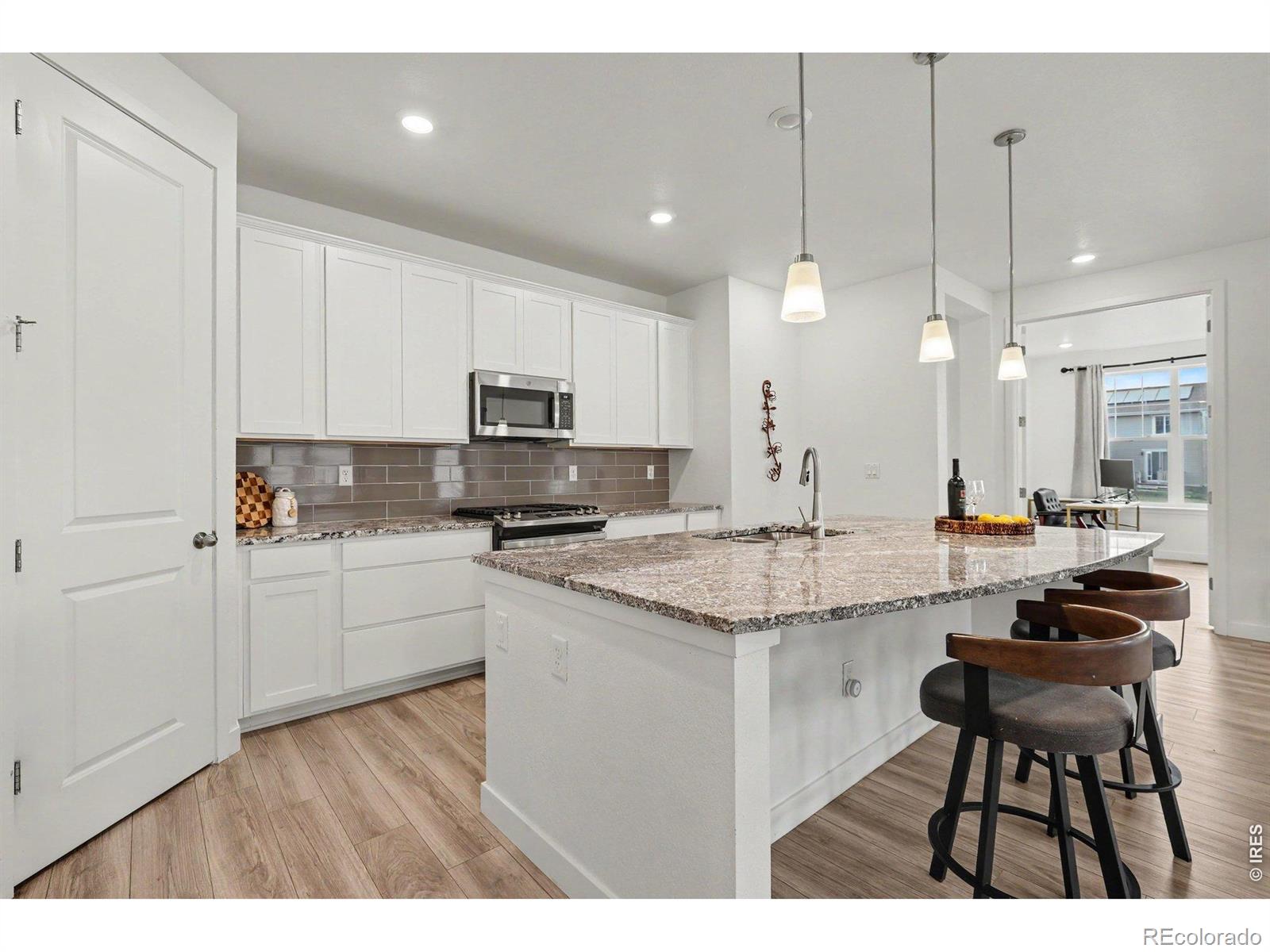 MLS Image #10 for 14473  hudson way,thornton, Colorado