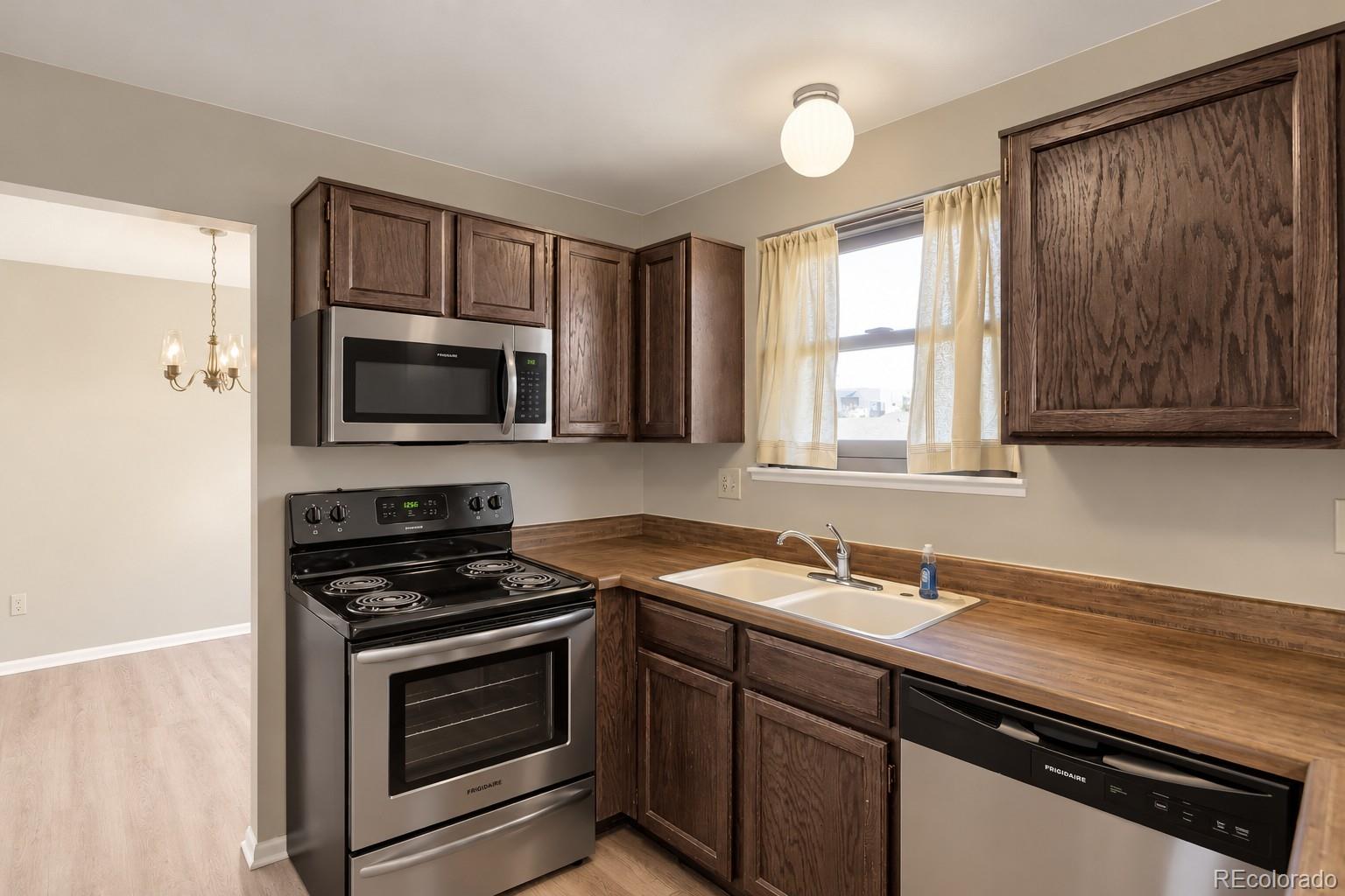 MLS Image #8 for 2615 s crystal street,aurora, Colorado