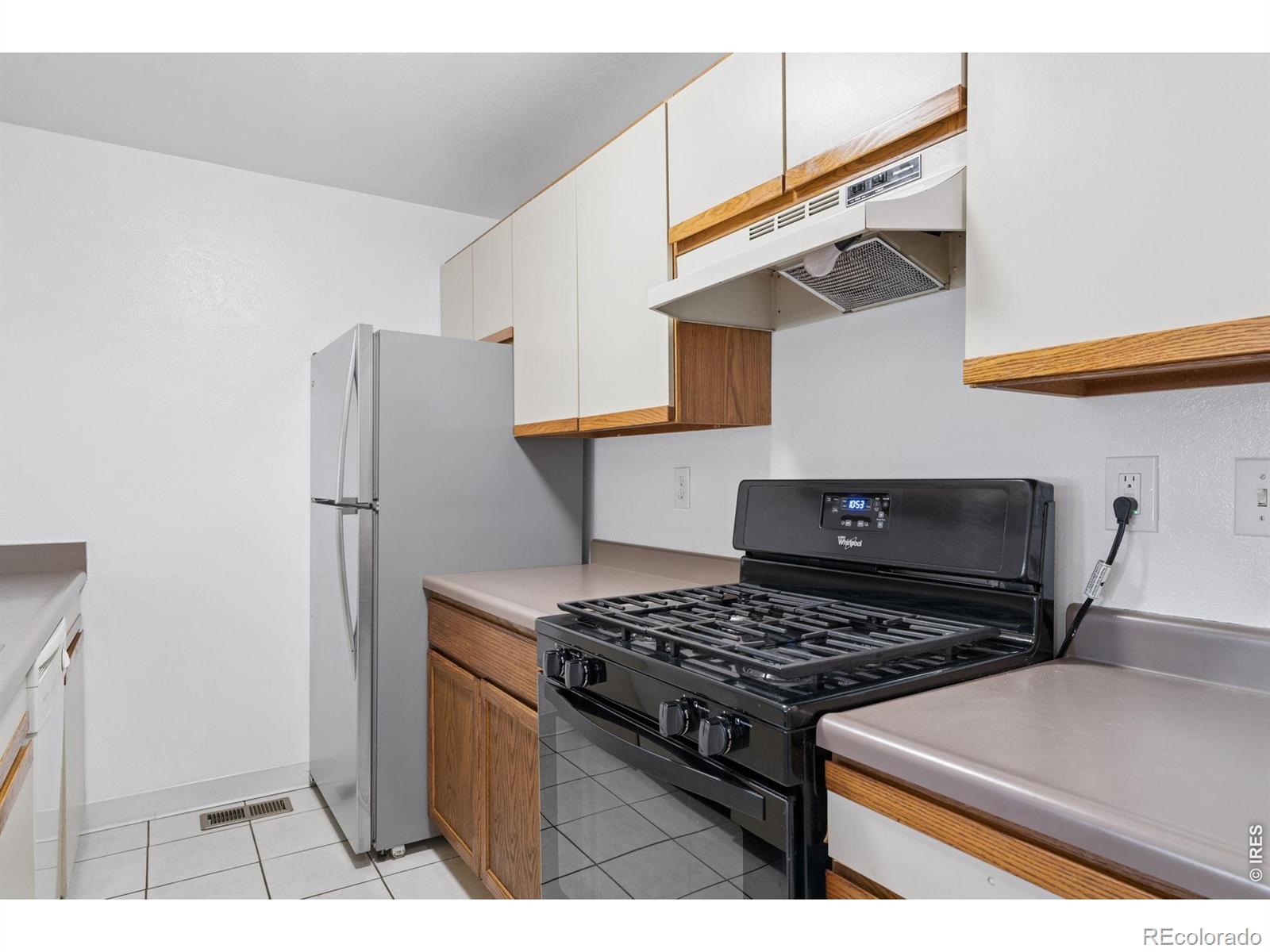 MLS Image #18 for 371 s taft court,louisville, Colorado