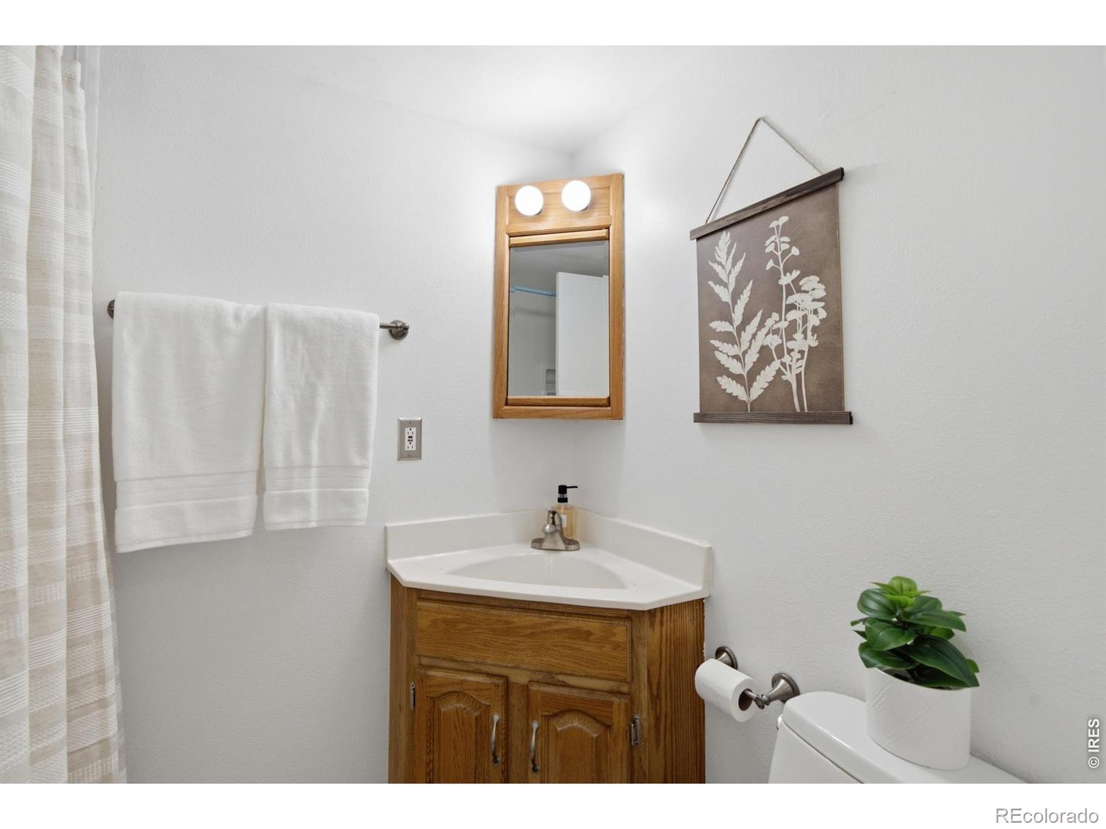 MLS Image #14 for 2200  suffolk street,fort collins, Colorado