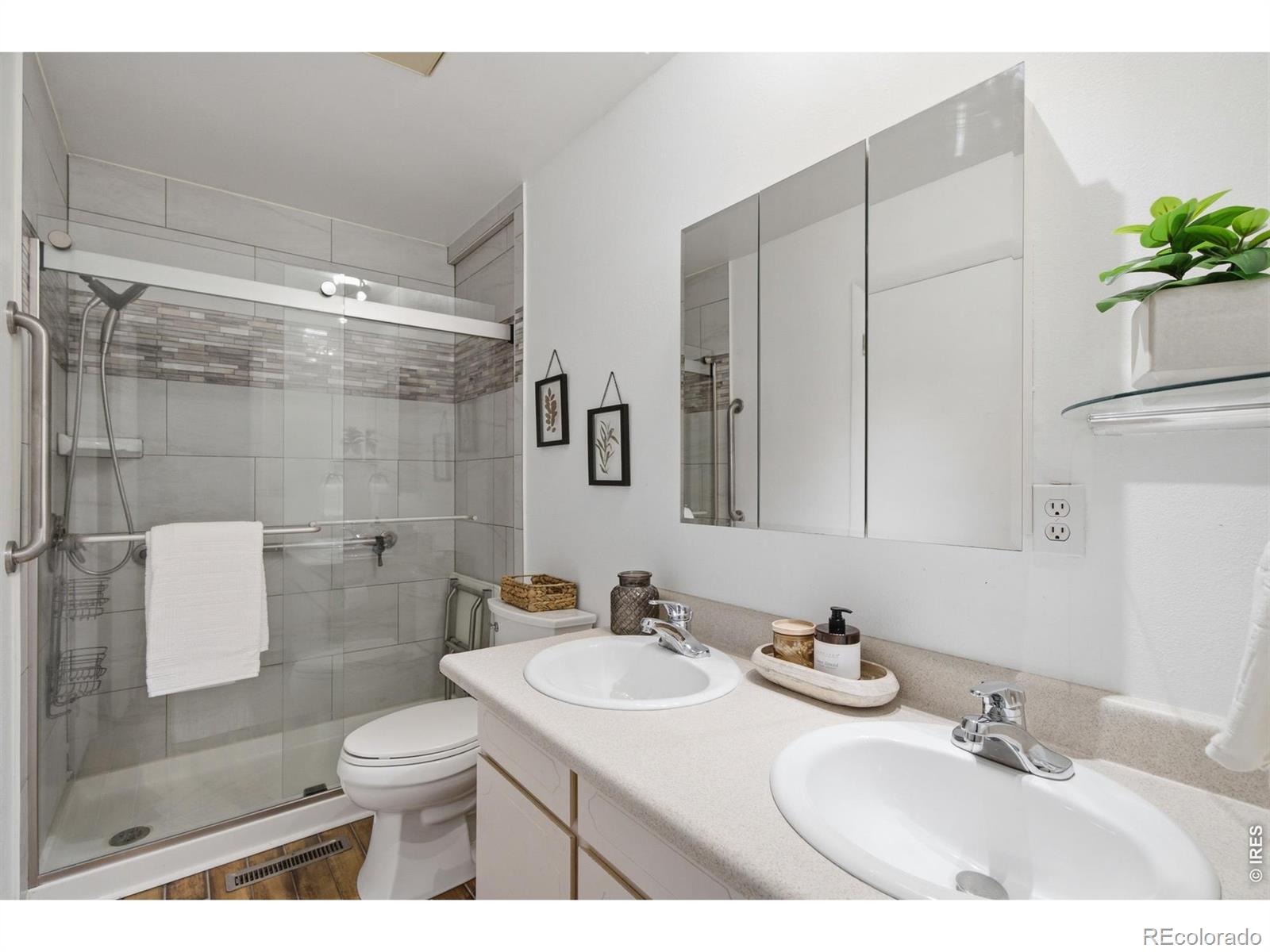 MLS Image #18 for 2200  suffolk street,fort collins, Colorado
