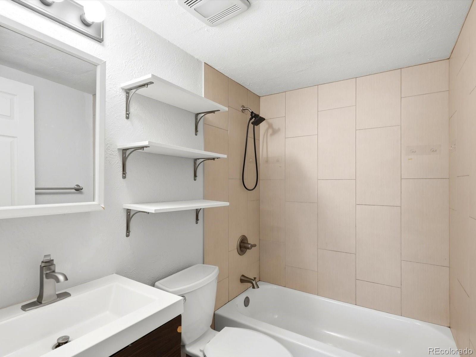 MLS Image #22 for 2048  iola street,aurora, Colorado