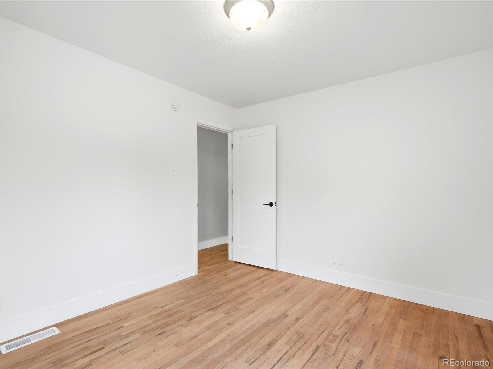 MLS Image #24 for 2048  iola street,aurora, Colorado