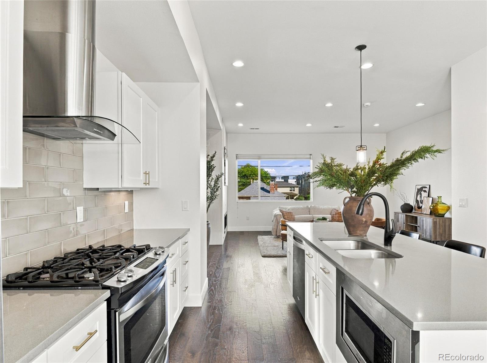 MLS Image #10 for 3352 w 18th avenue,denver, Colorado