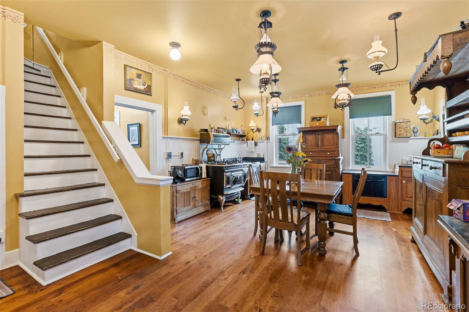 MLS Image #20 for 920  12th street,golden, Colorado