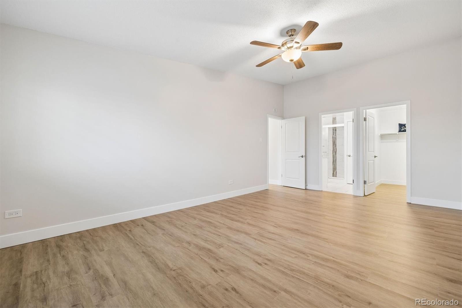 MLS Image #14 for 635 s alton way,denver, Colorado
