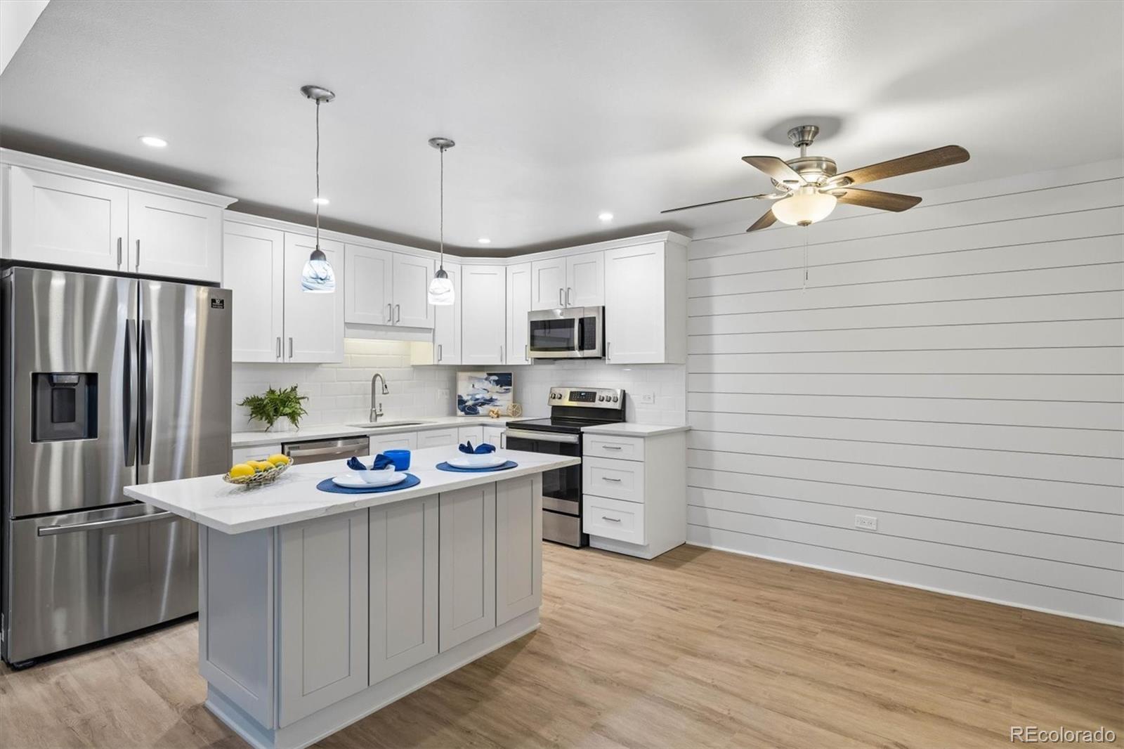 MLS Image #3 for 635 s alton way,denver, Colorado