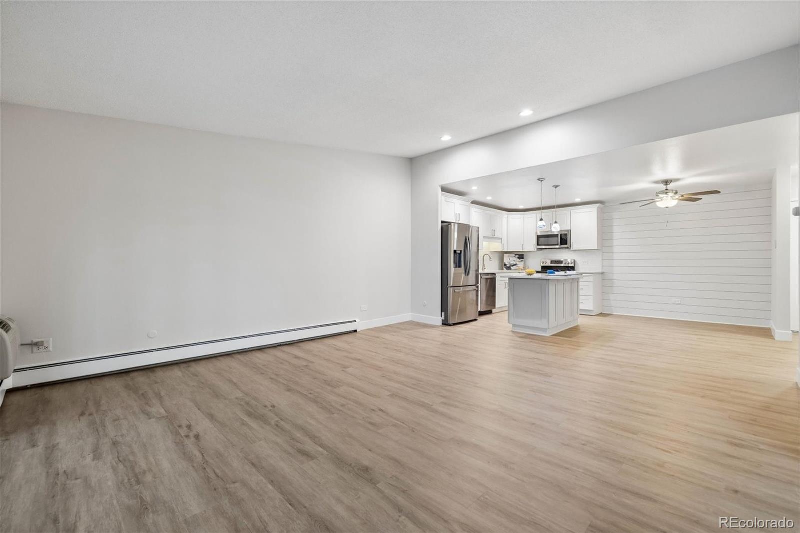 MLS Image #9 for 635 s alton way,denver, Colorado