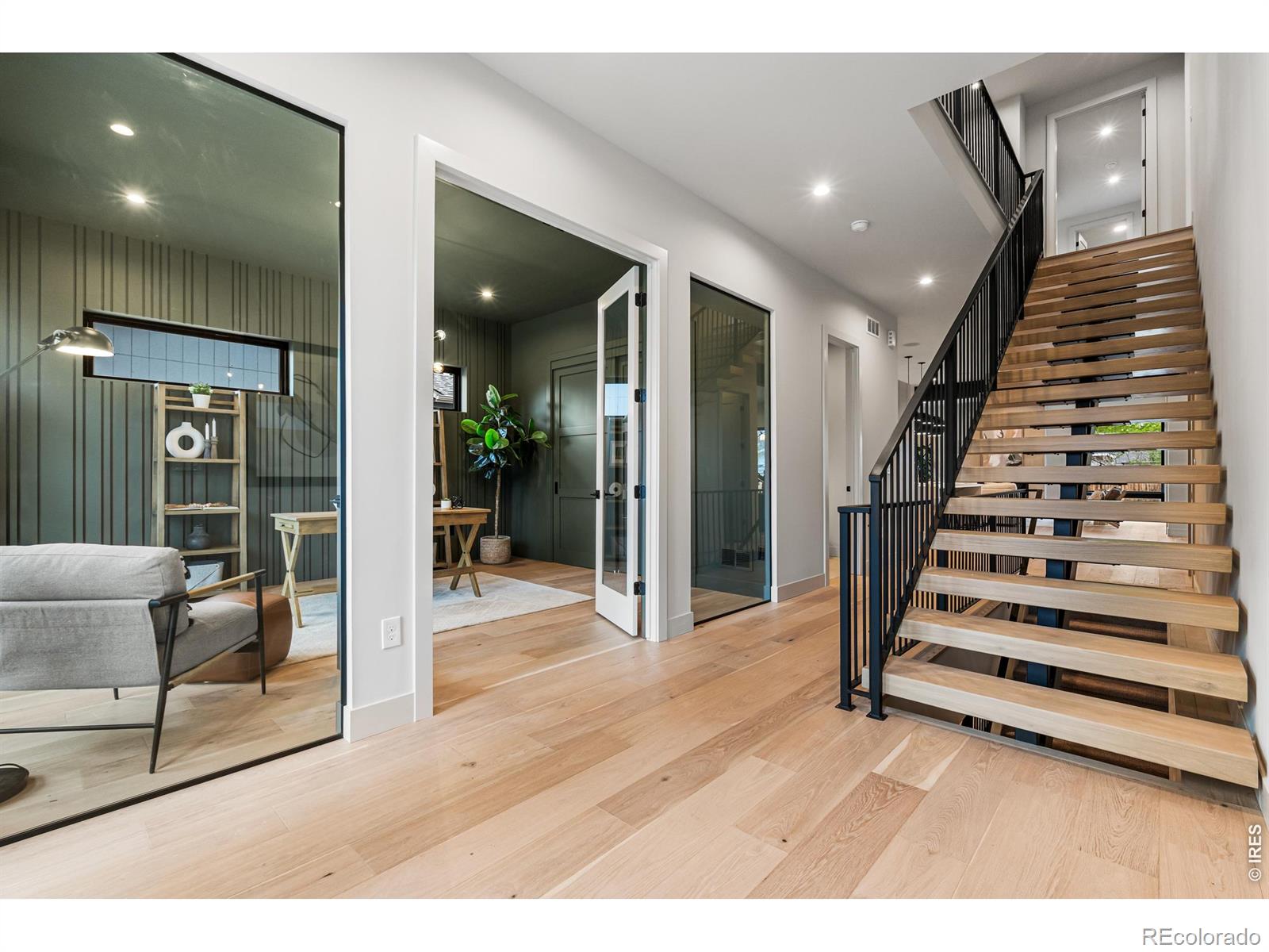 MLS Image #1 for 3015 s ash street,denver, Colorado