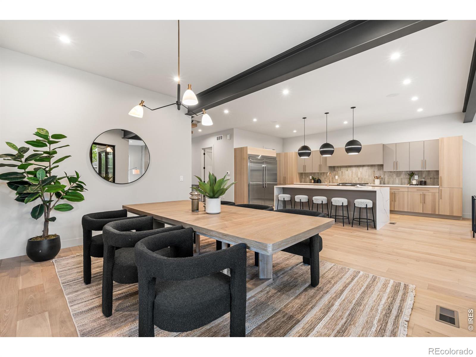 MLS Image #15 for 3015 s ash street,denver, Colorado