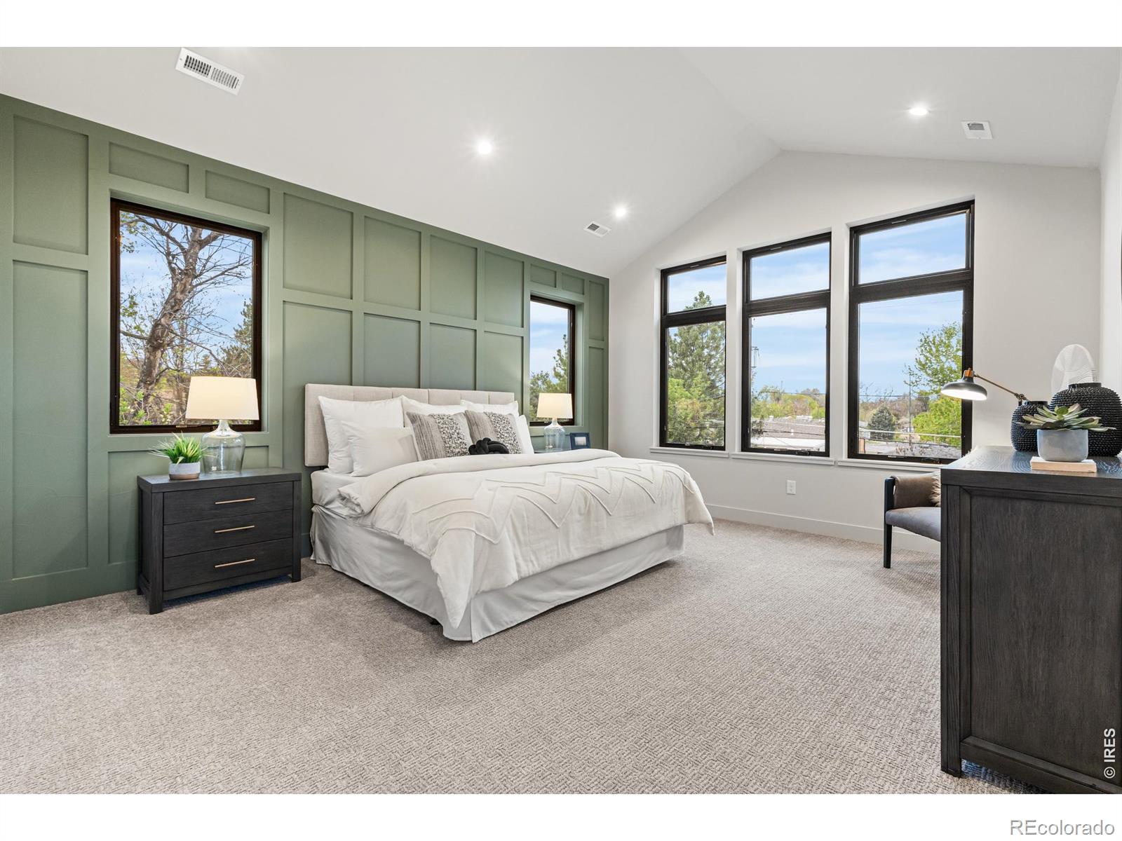 MLS Image #27 for 3015 s ash street,denver, Colorado