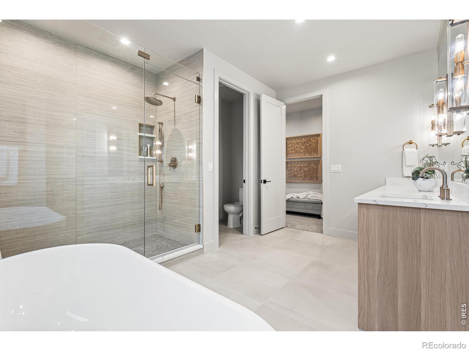 MLS Image #35 for 3015 s ash street,denver, Colorado