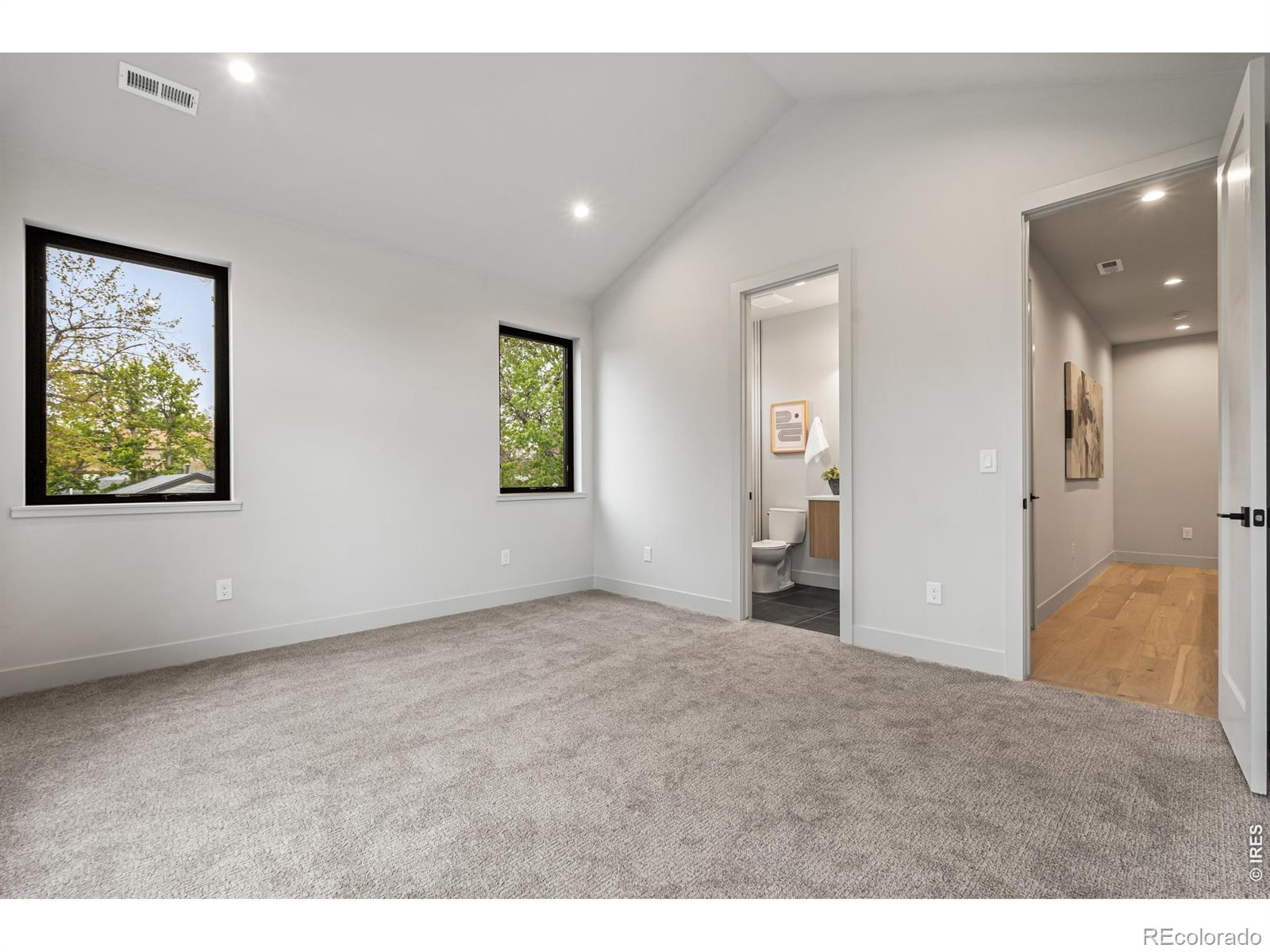 MLS Image #37 for 3015 s ash street,denver, Colorado