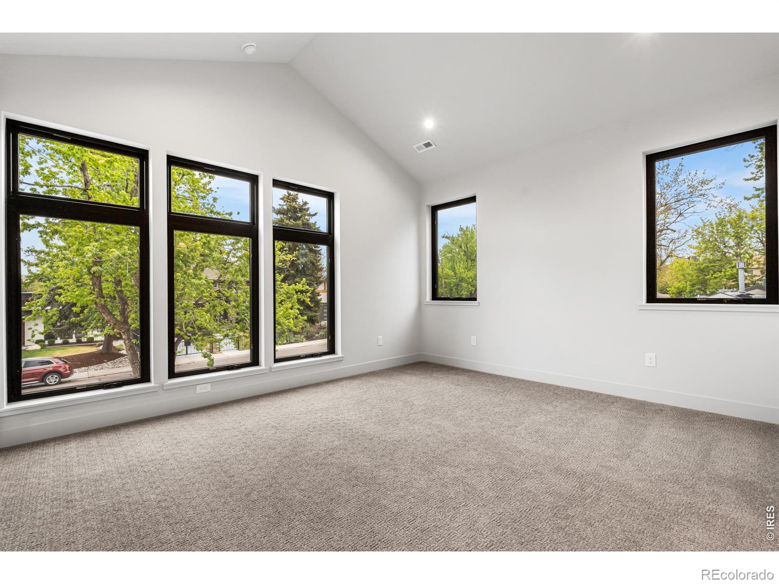 MLS Image #40 for 3015 s ash street,denver, Colorado