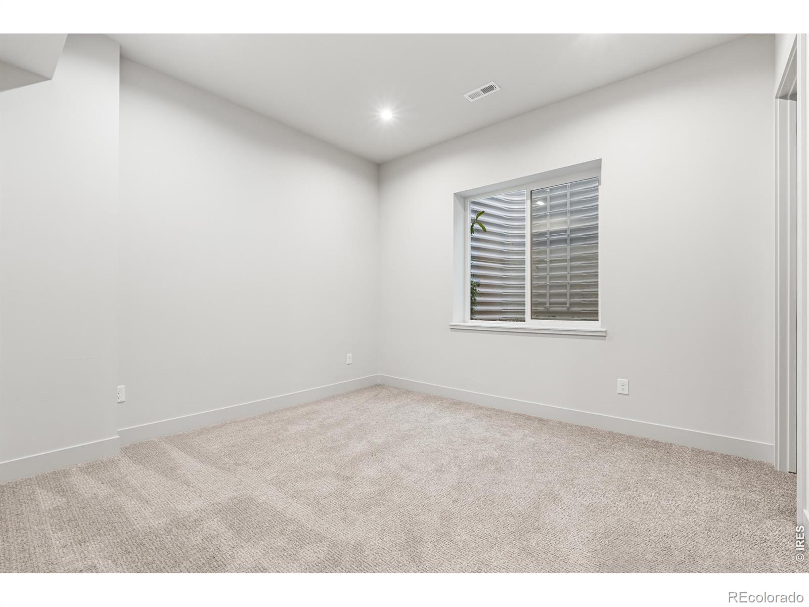 MLS Image #45 for 3015 s ash street,denver, Colorado