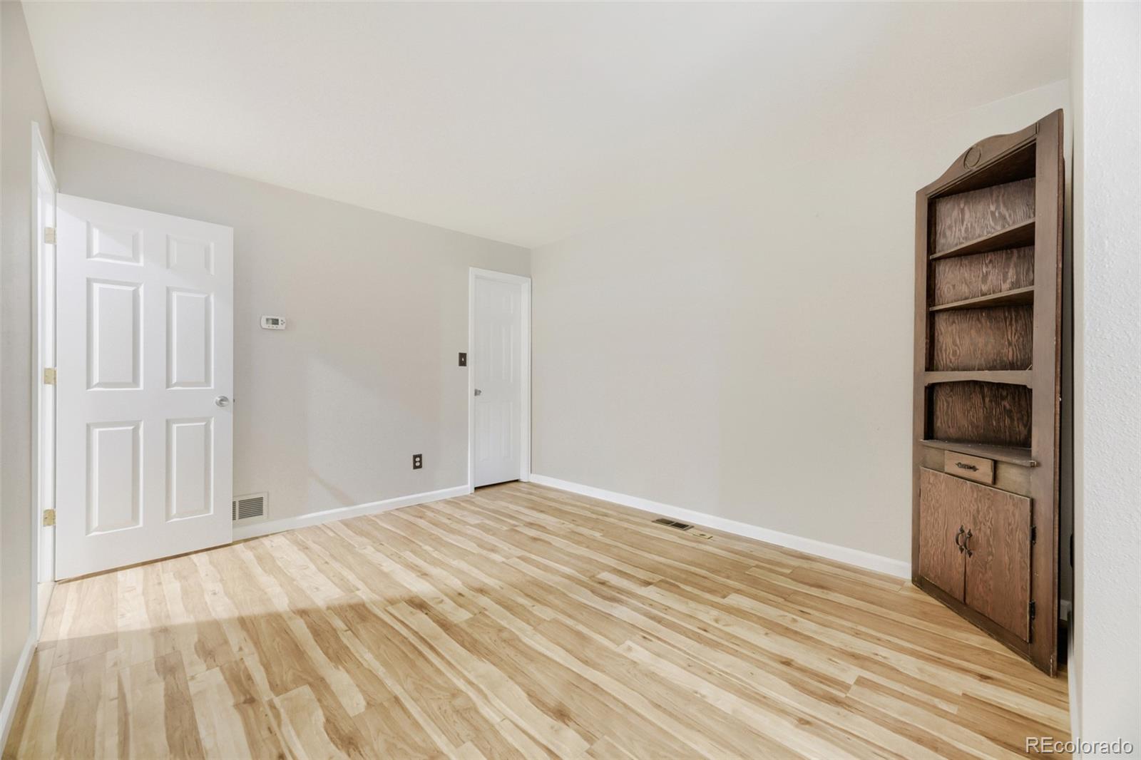 MLS Image #8 for 2685 s dayton way,denver, Colorado