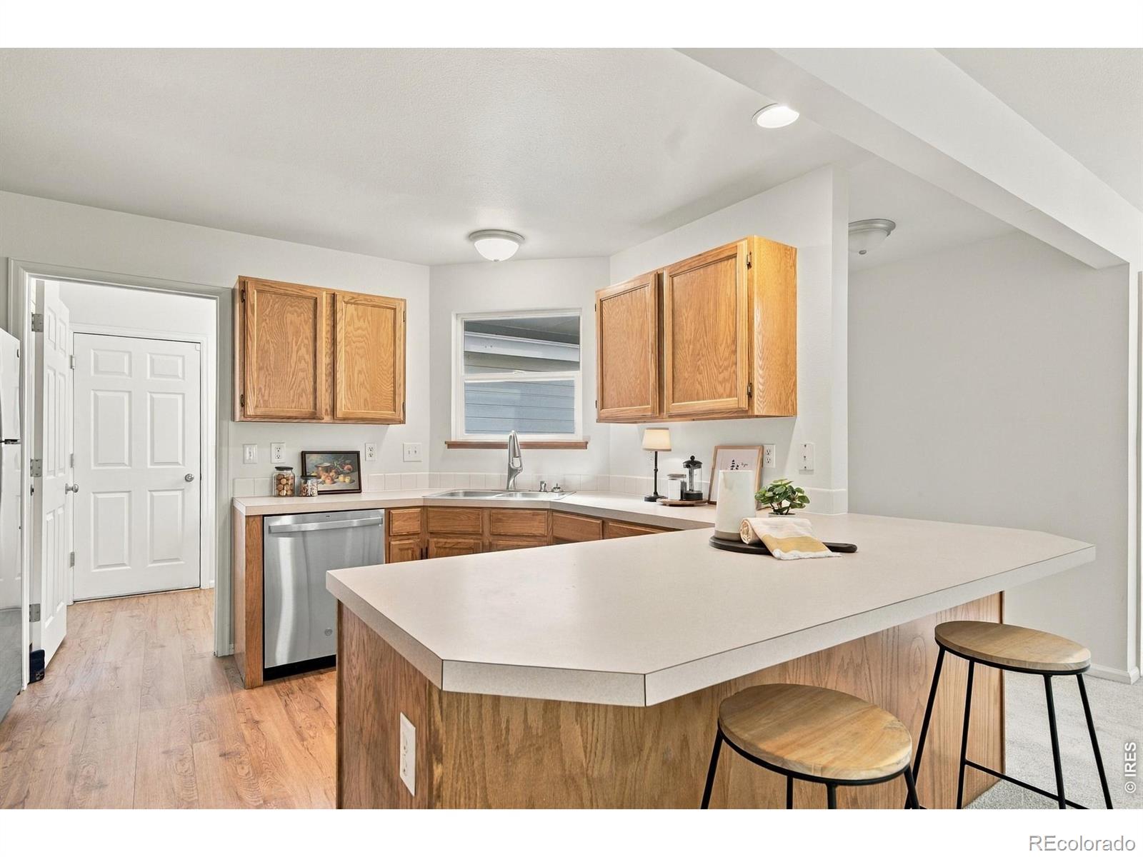 MLS Image #14 for 730  shadowmere court,fort collins, Colorado