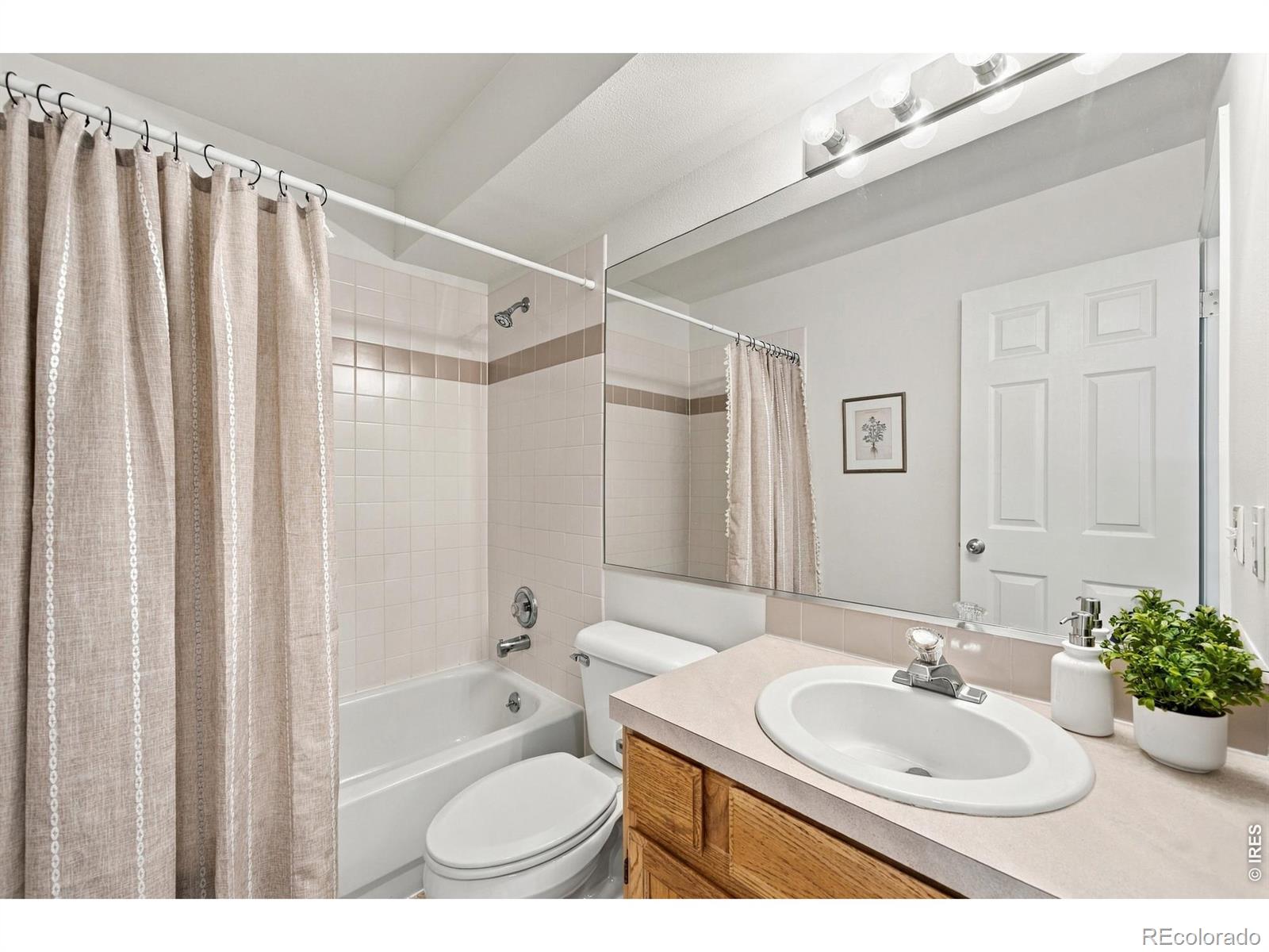 MLS Image #25 for 730  shadowmere court,fort collins, Colorado