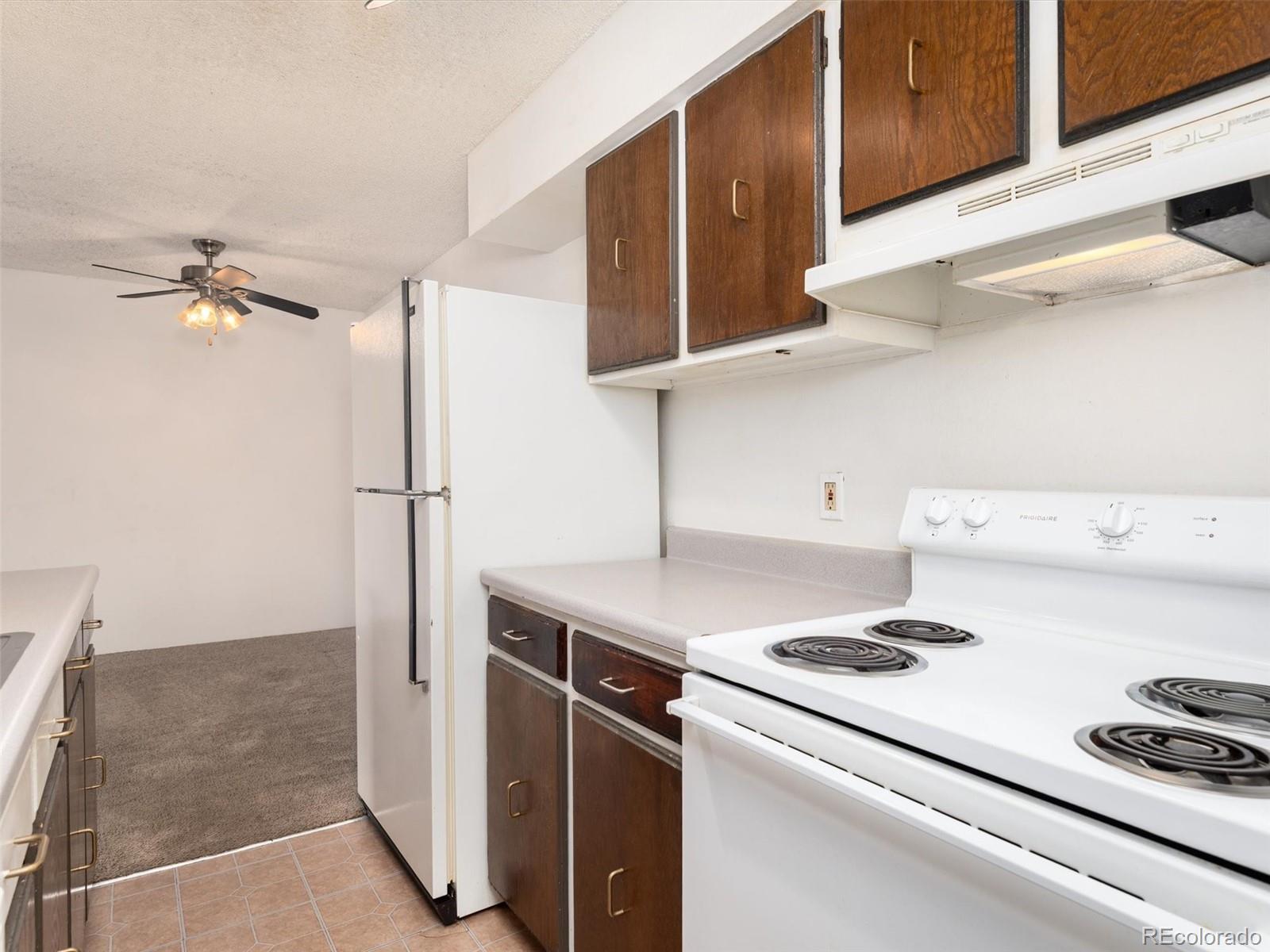 MLS Image #6 for 7355 e quincy avenue,denver, Colorado
