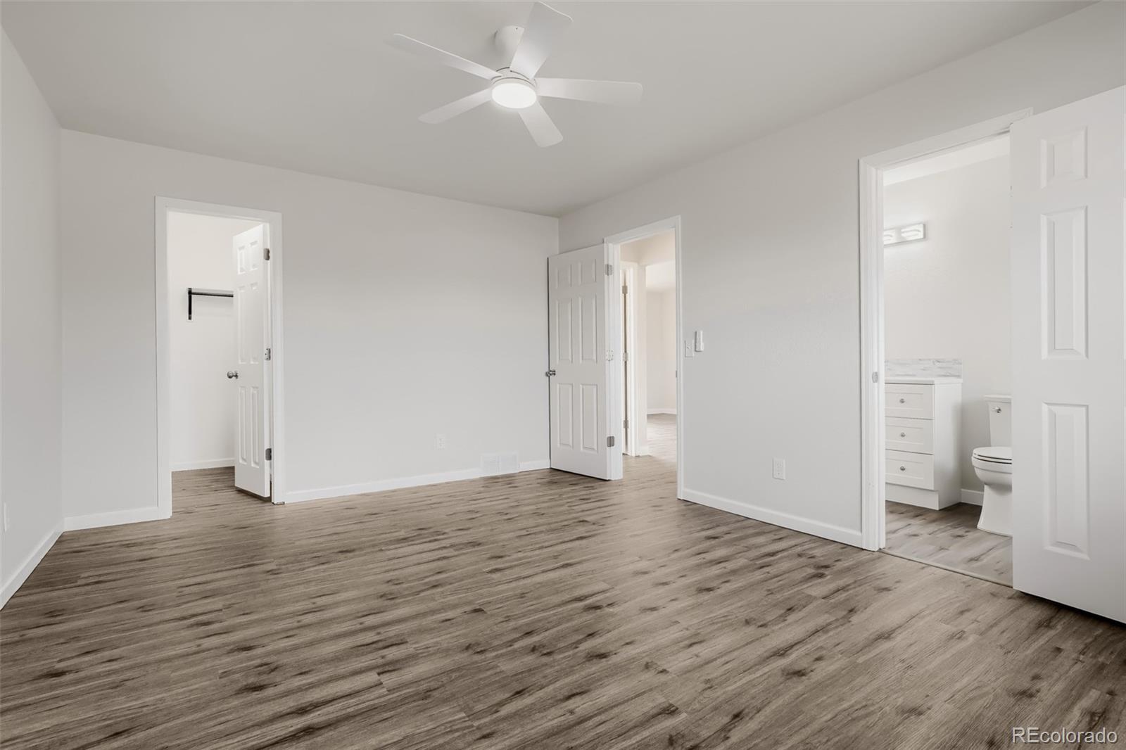 MLS Image #12 for 19227 e arizona place,aurora, Colorado