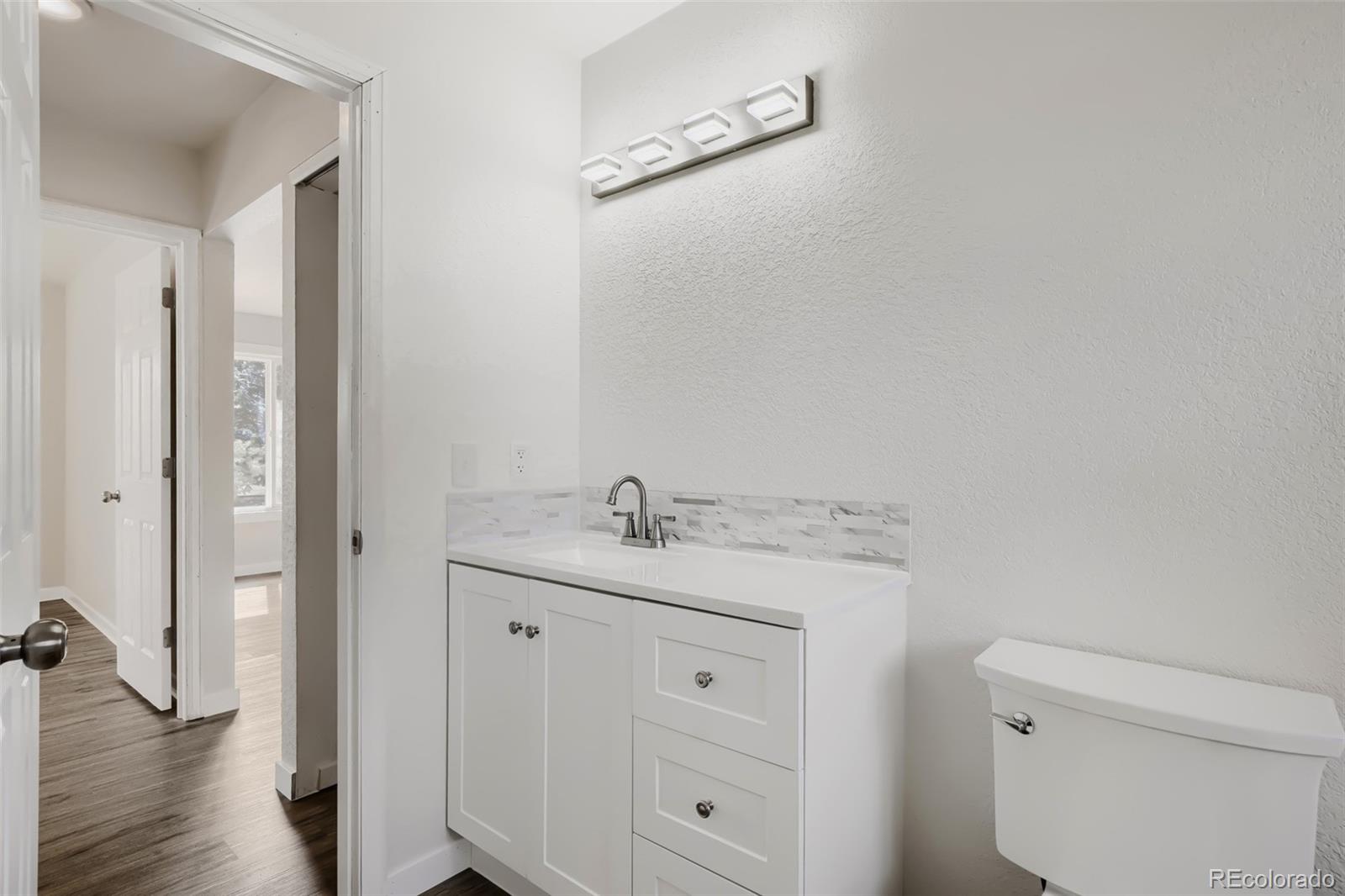 MLS Image #14 for 19227 e arizona place,aurora, Colorado
