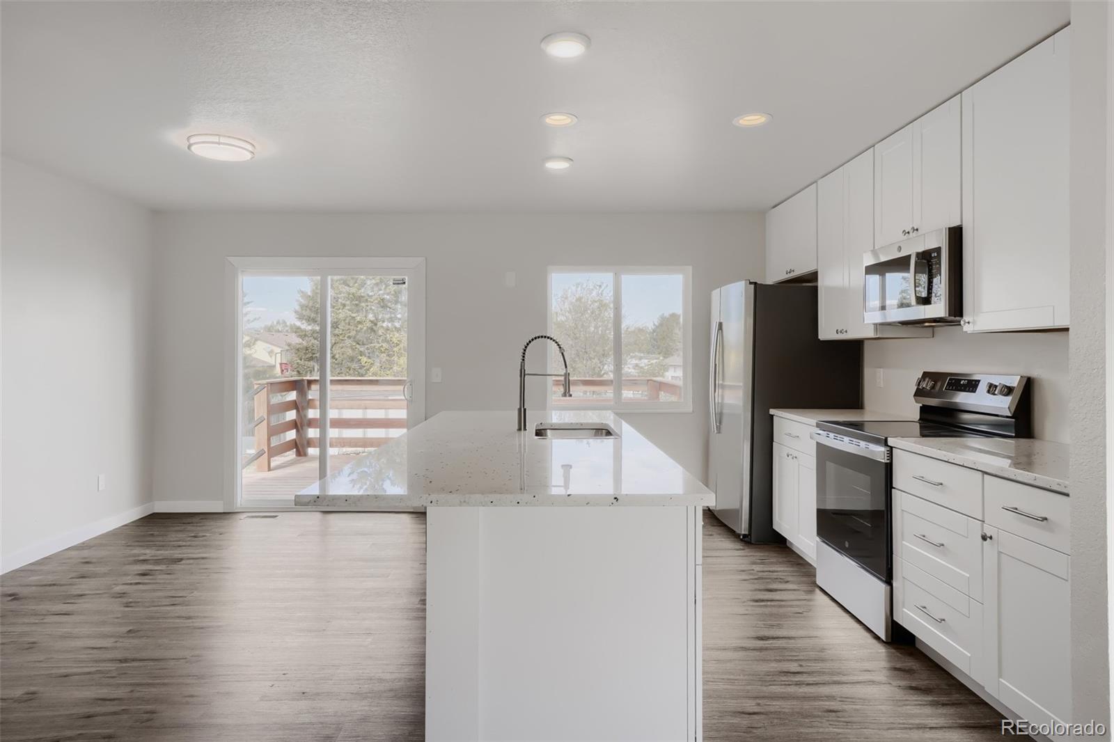 MLS Image #5 for 19227 e arizona place,aurora, Colorado