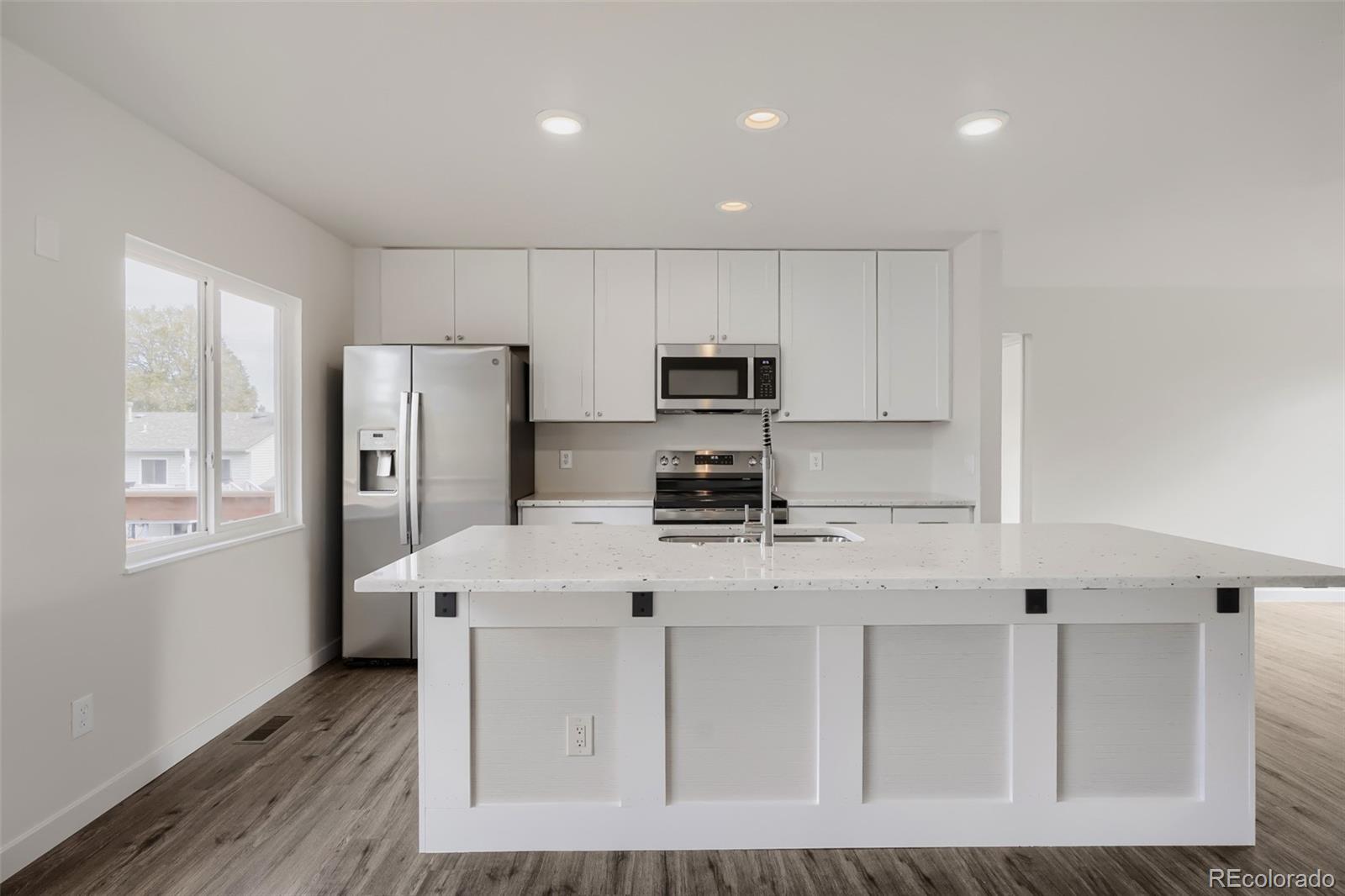MLS Image #6 for 19227 e arizona place,aurora, Colorado