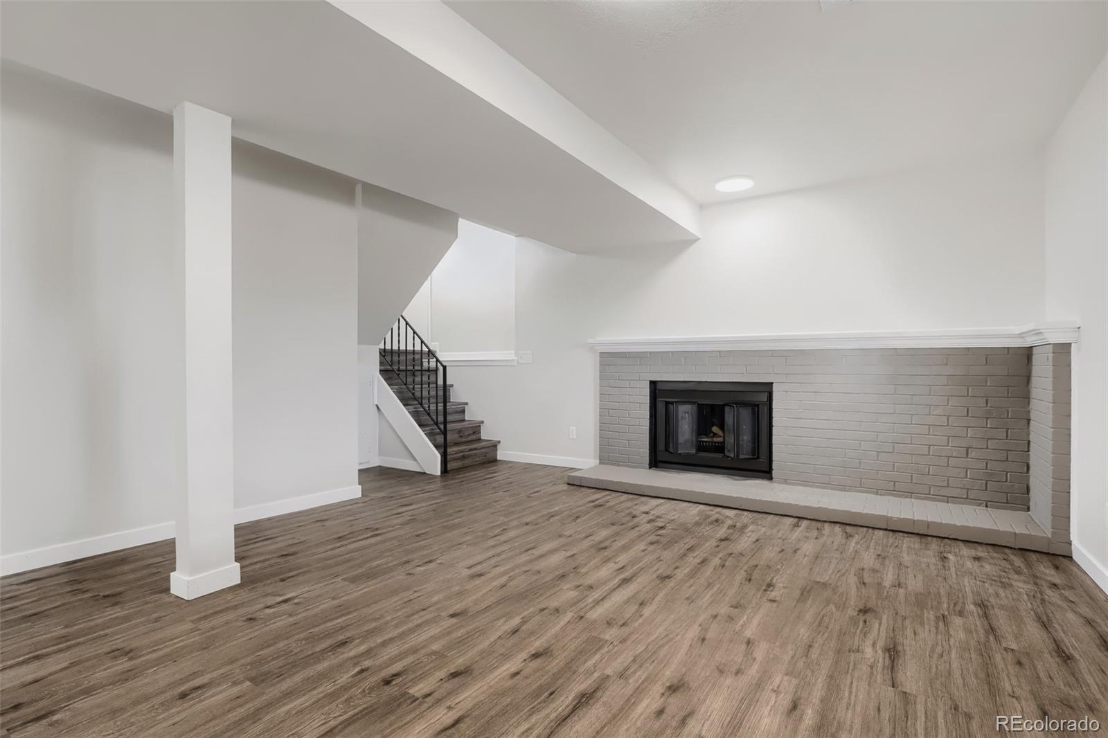 MLS Image #8 for 19227 e arizona place,aurora, Colorado