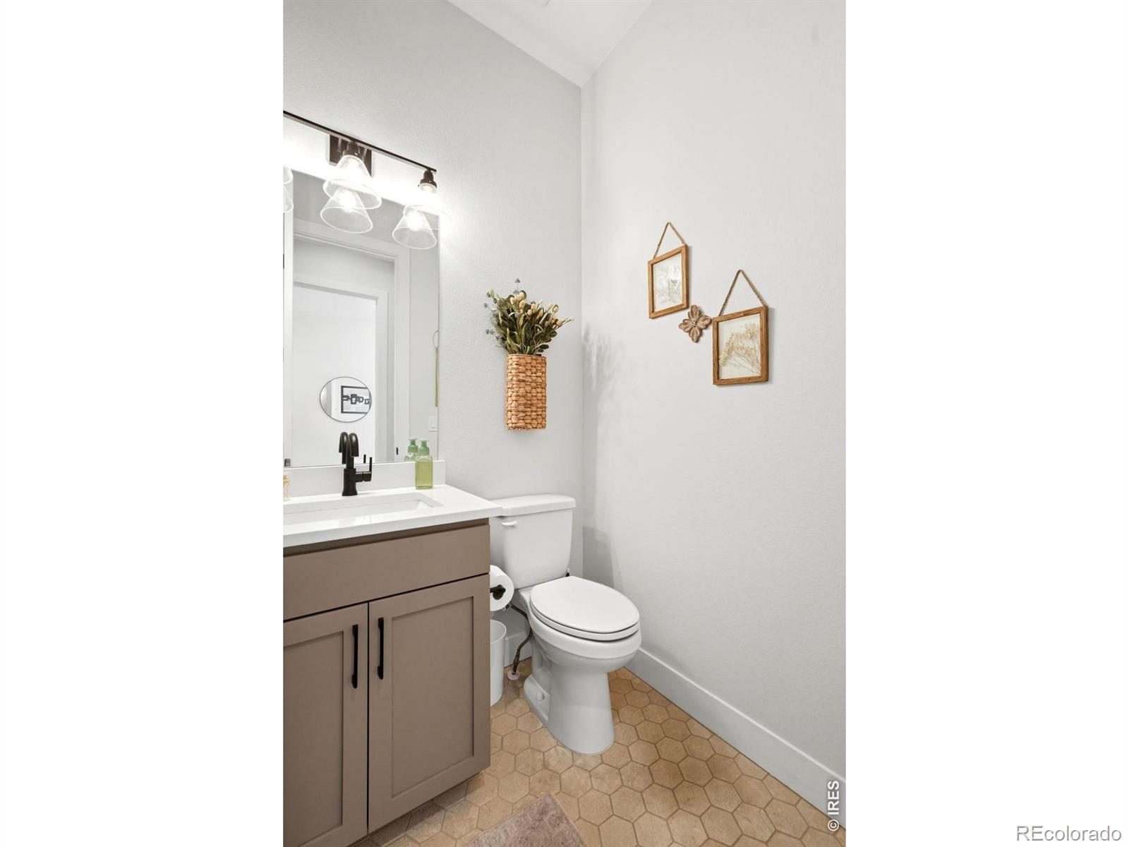MLS Image #13 for 1702  branching canopy drive,windsor, Colorado