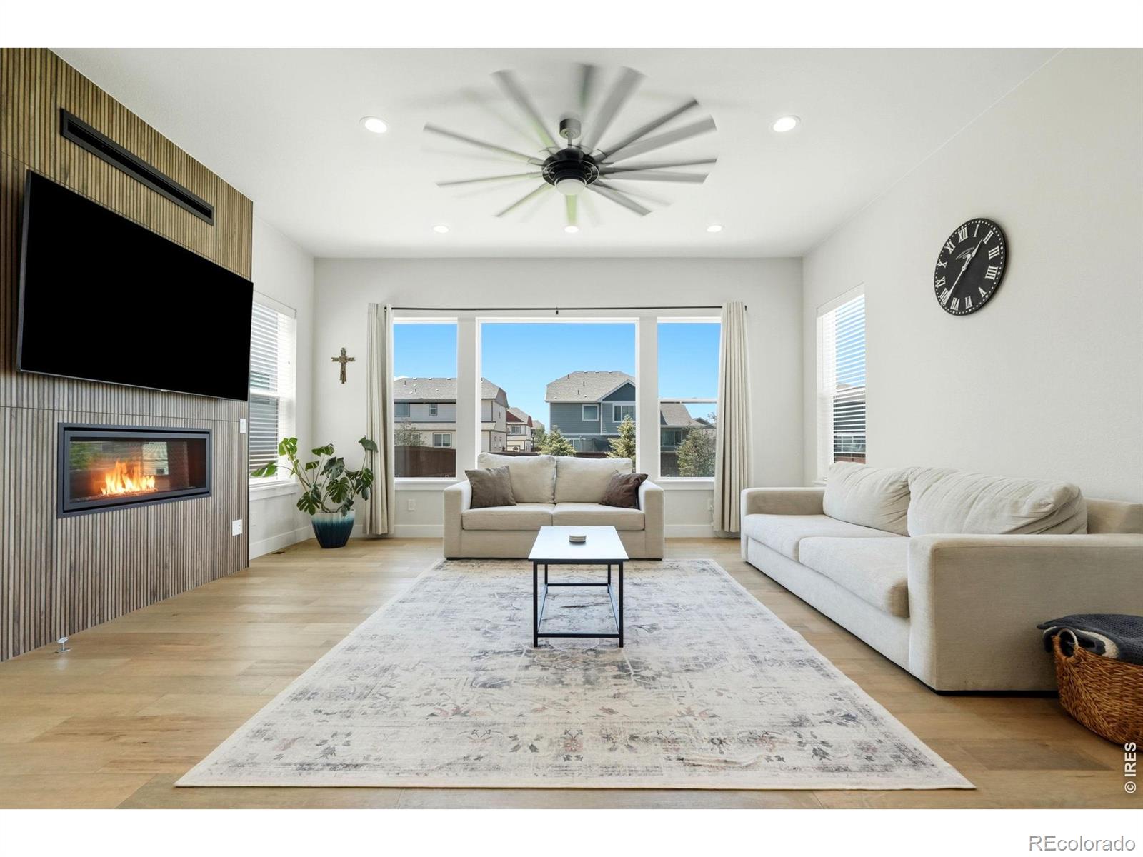 MLS Image #3 for 1702  branching canopy drive,windsor, Colorado
