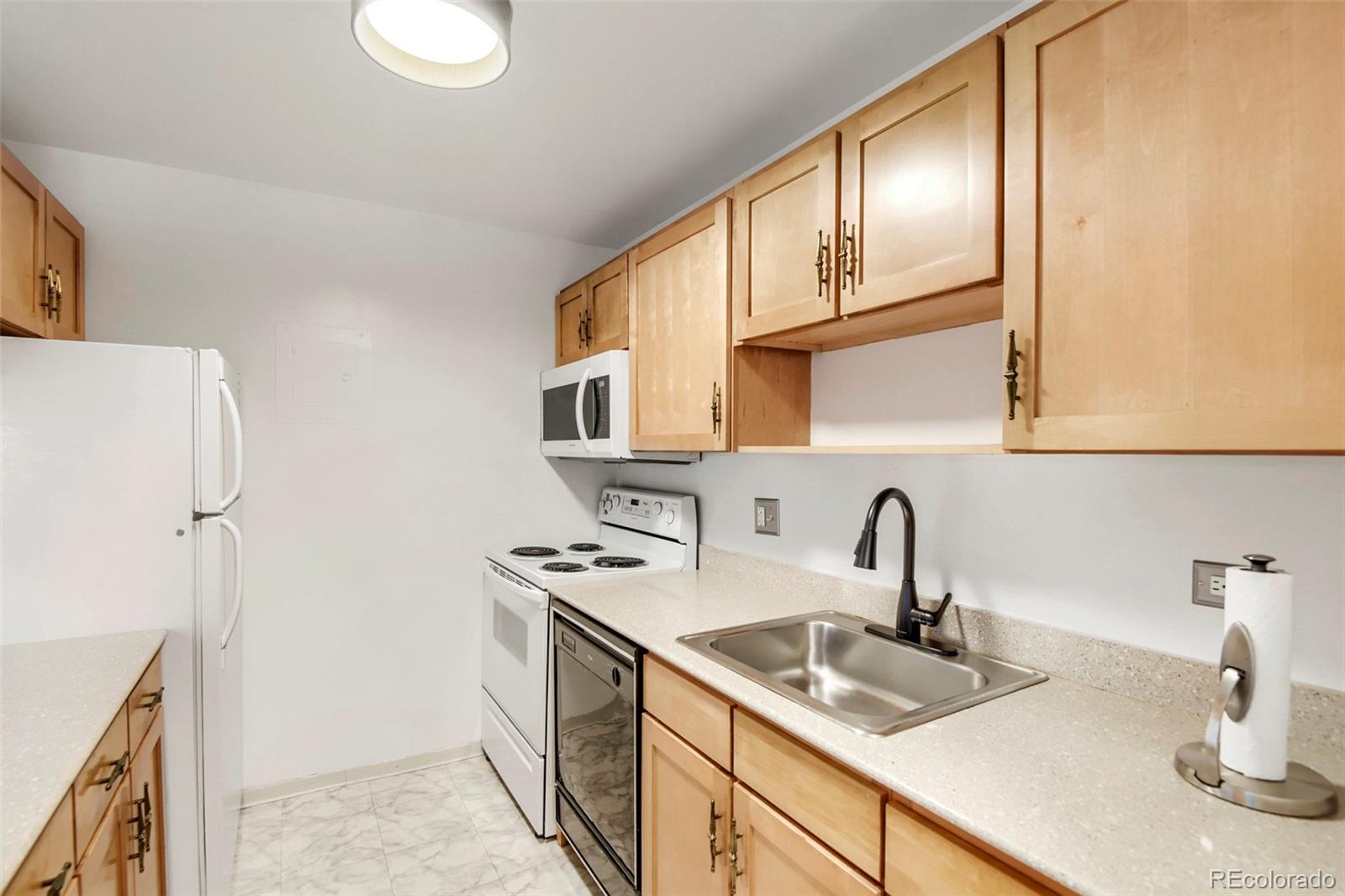 MLS Image #2 for 130 n pearl street,denver, Colorado