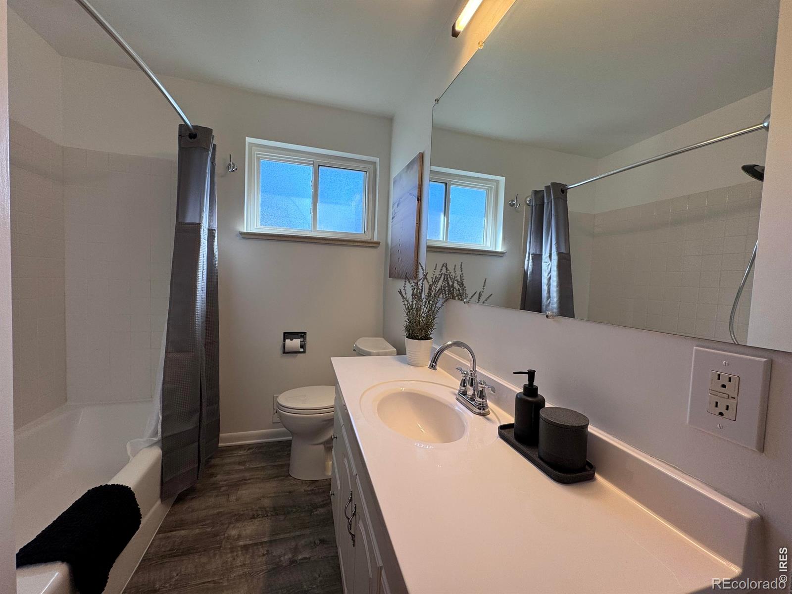 MLS Image #14 for 3540 s corona street,englewood, Colorado