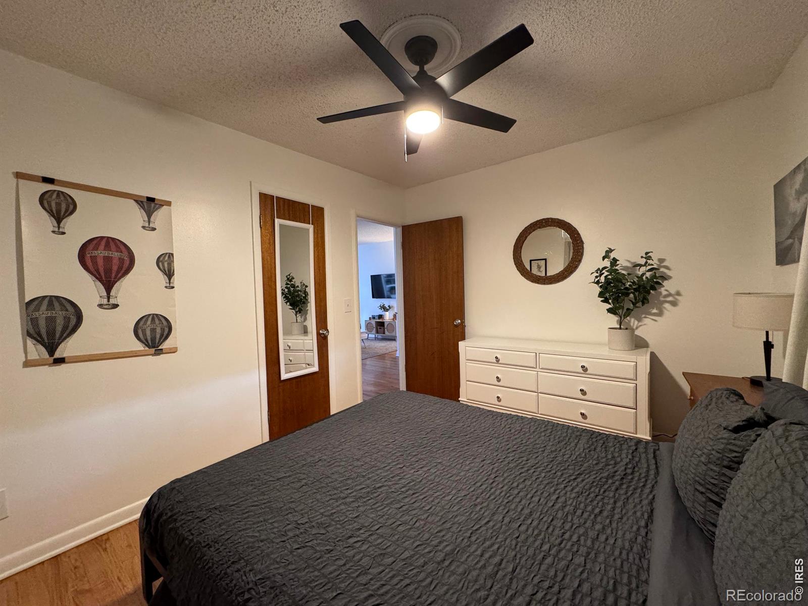 MLS Image #8 for 3540 s corona street,englewood, Colorado