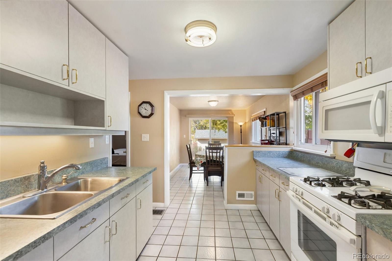 MLS Image #7 for 2304  robin drive,colorado springs, Colorado